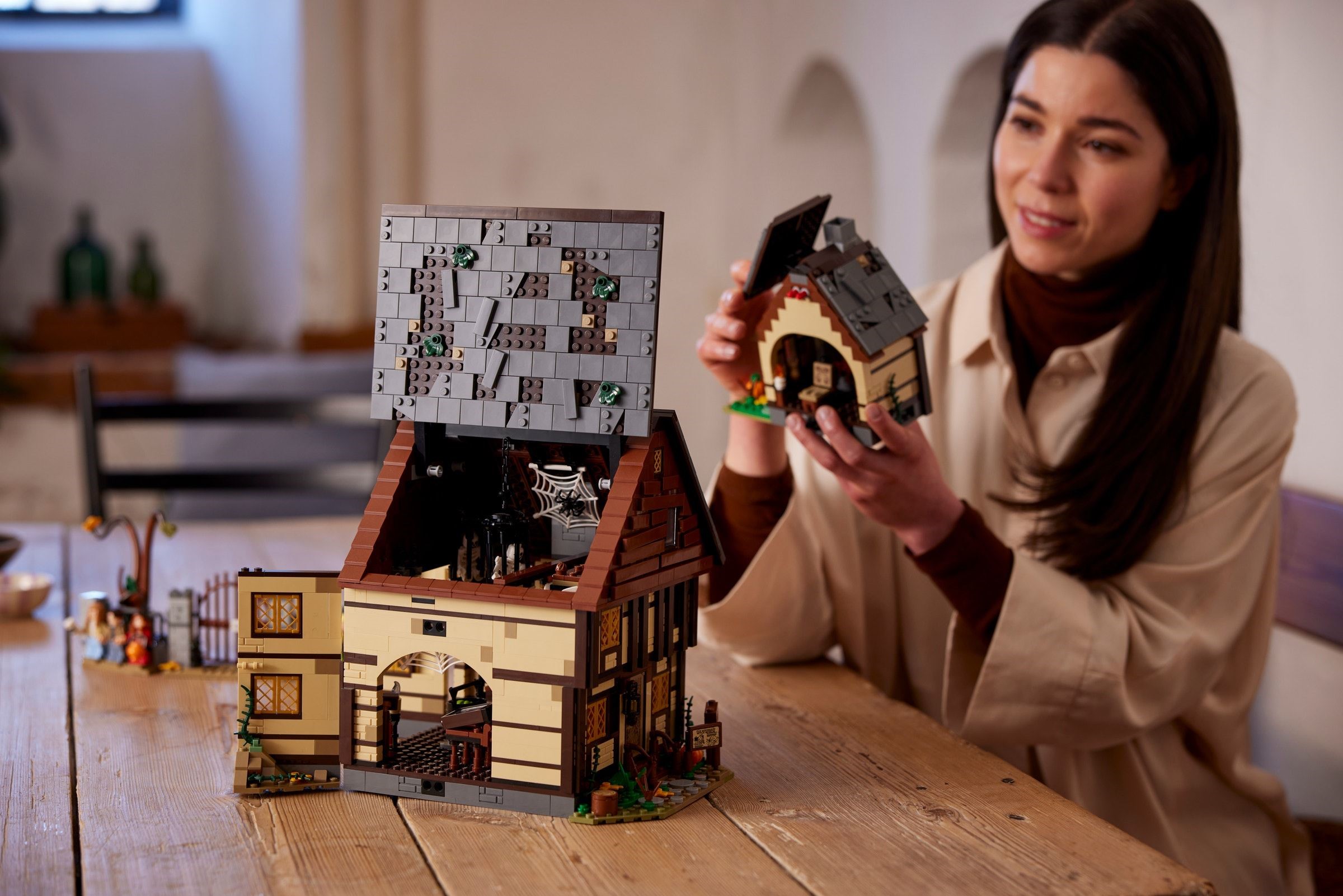 Конструктор LEGO Ideas 21341 2316 дет. - фото 14