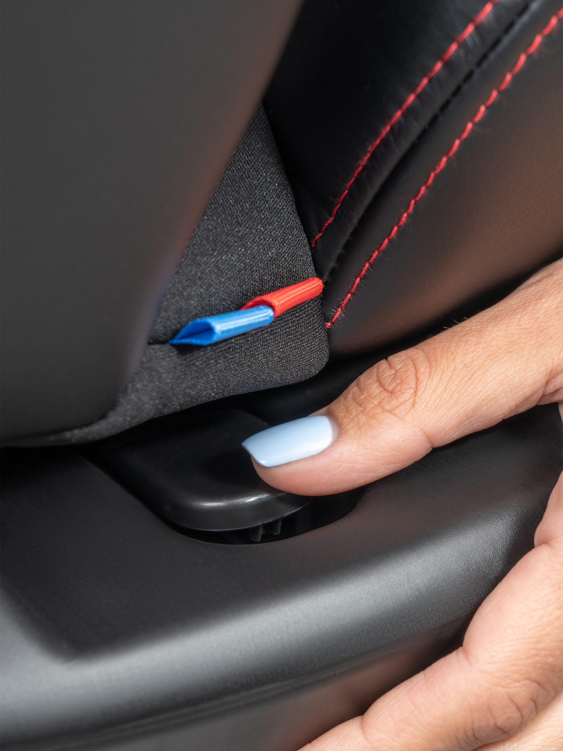Автокресло Indigo Aero черный-красный Isofix 0+/1/2/3 (0-36 кг) - фото 31