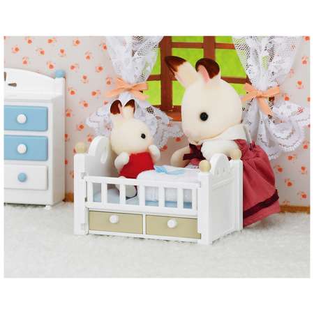 Набор Sylvanian Families Малыш и детская кроватка (5017)