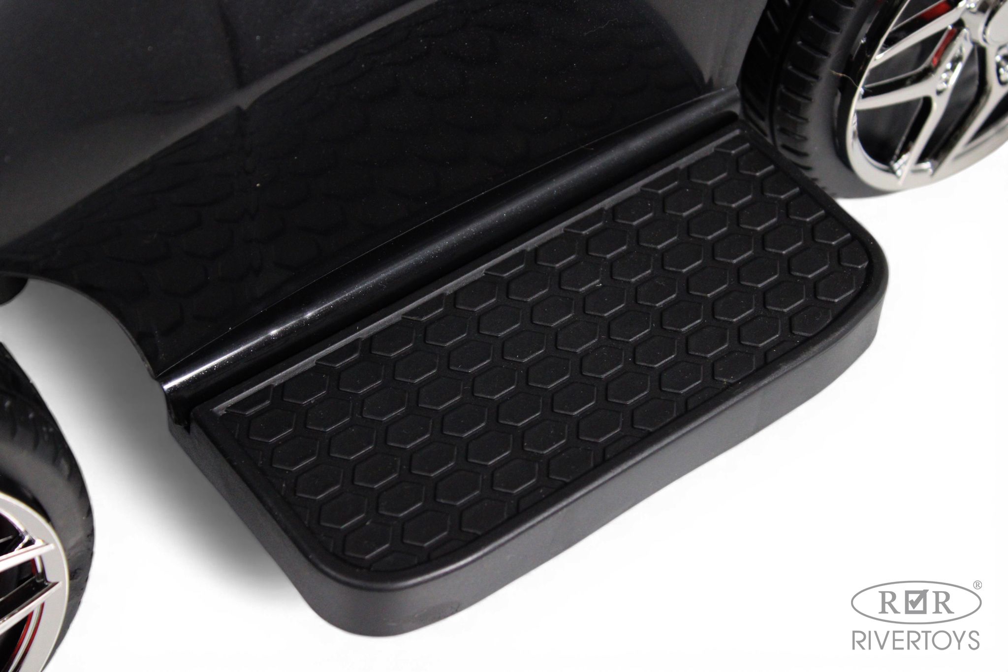 Каталка RIVERTOYS Z005ZZ-MP-BLACK черный - фото 9