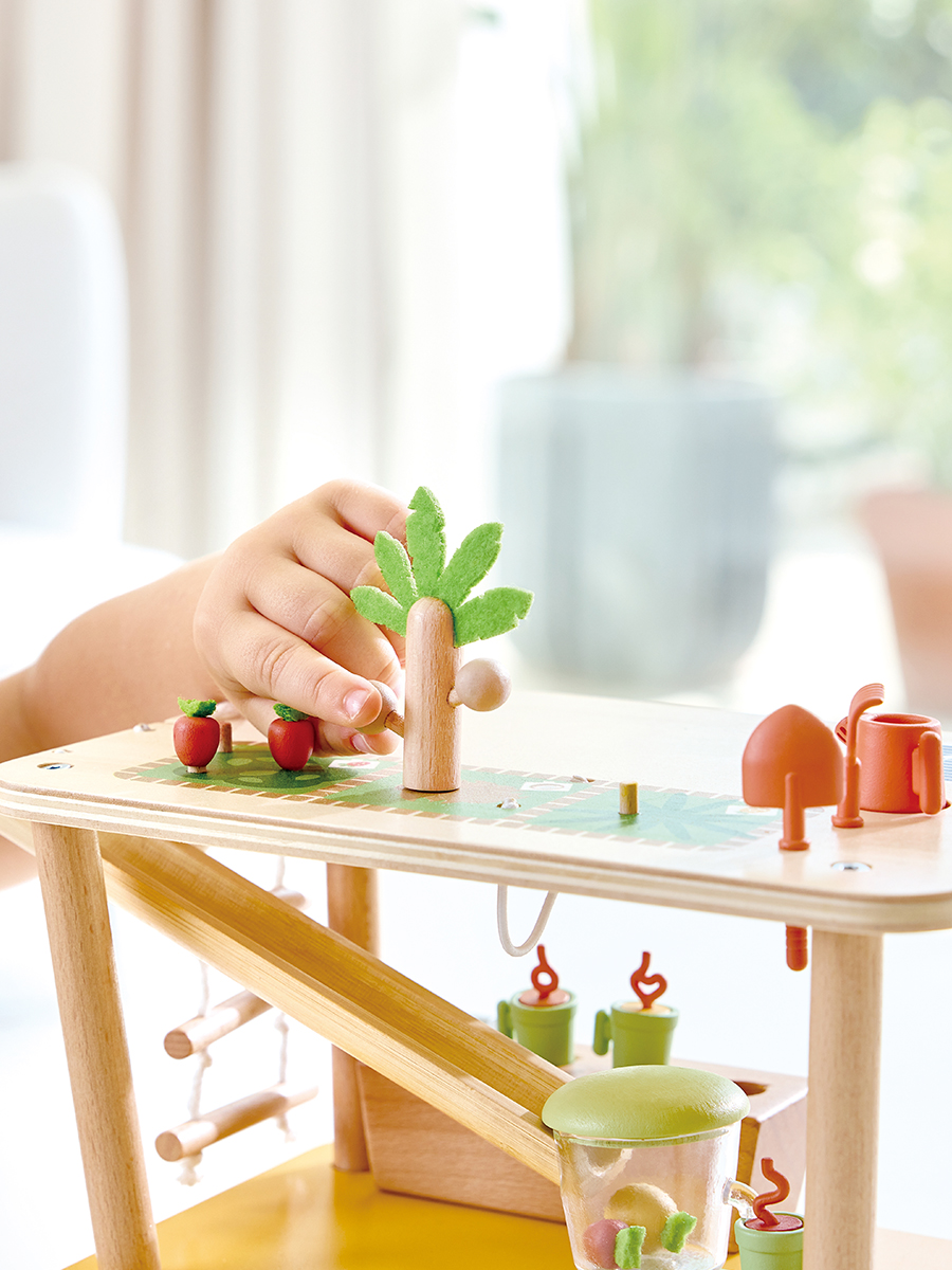 Игровой набор Hape Магазин на колесах - фото 7