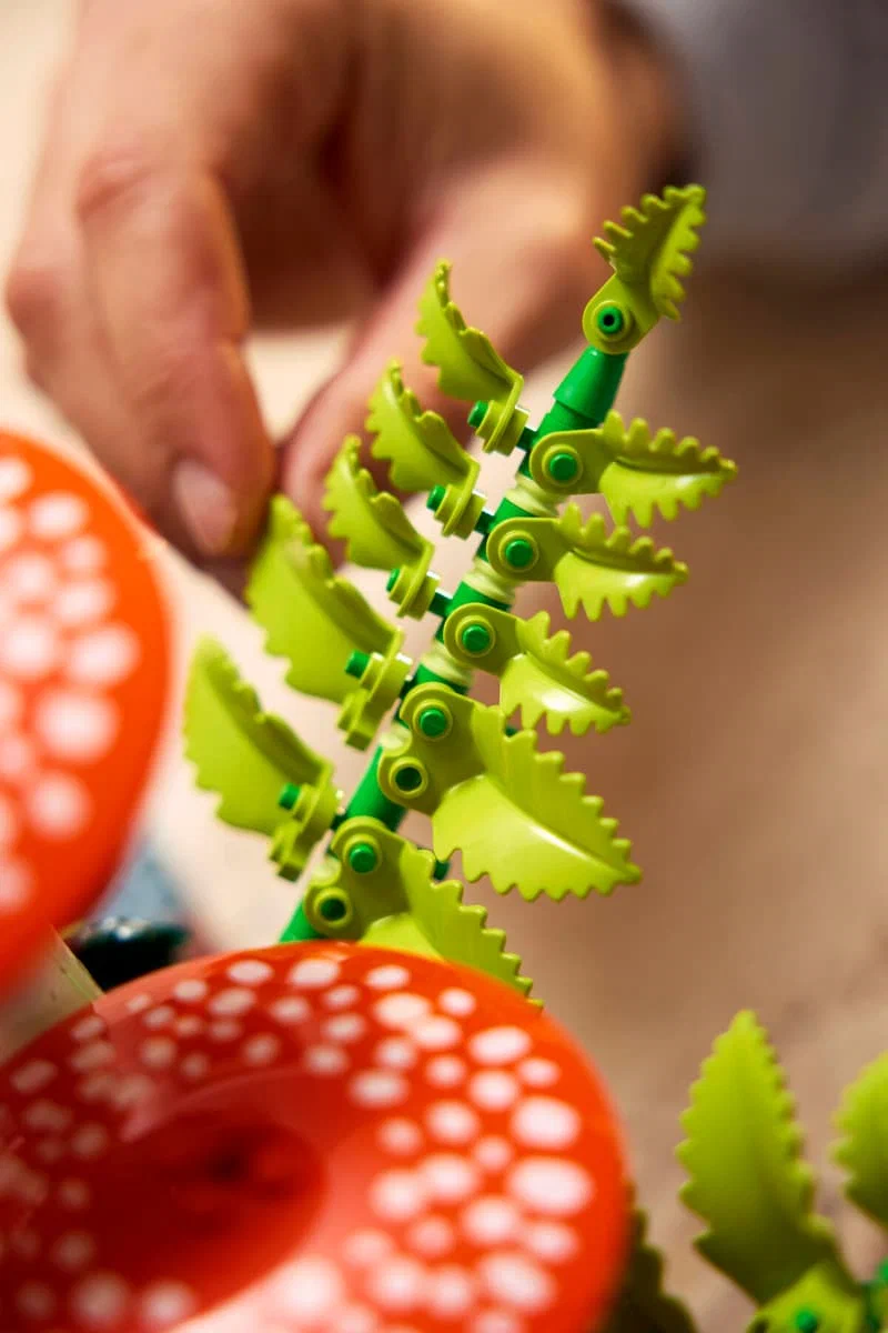 Конструктор LEGO Botanicals 824 дет. - фото 3