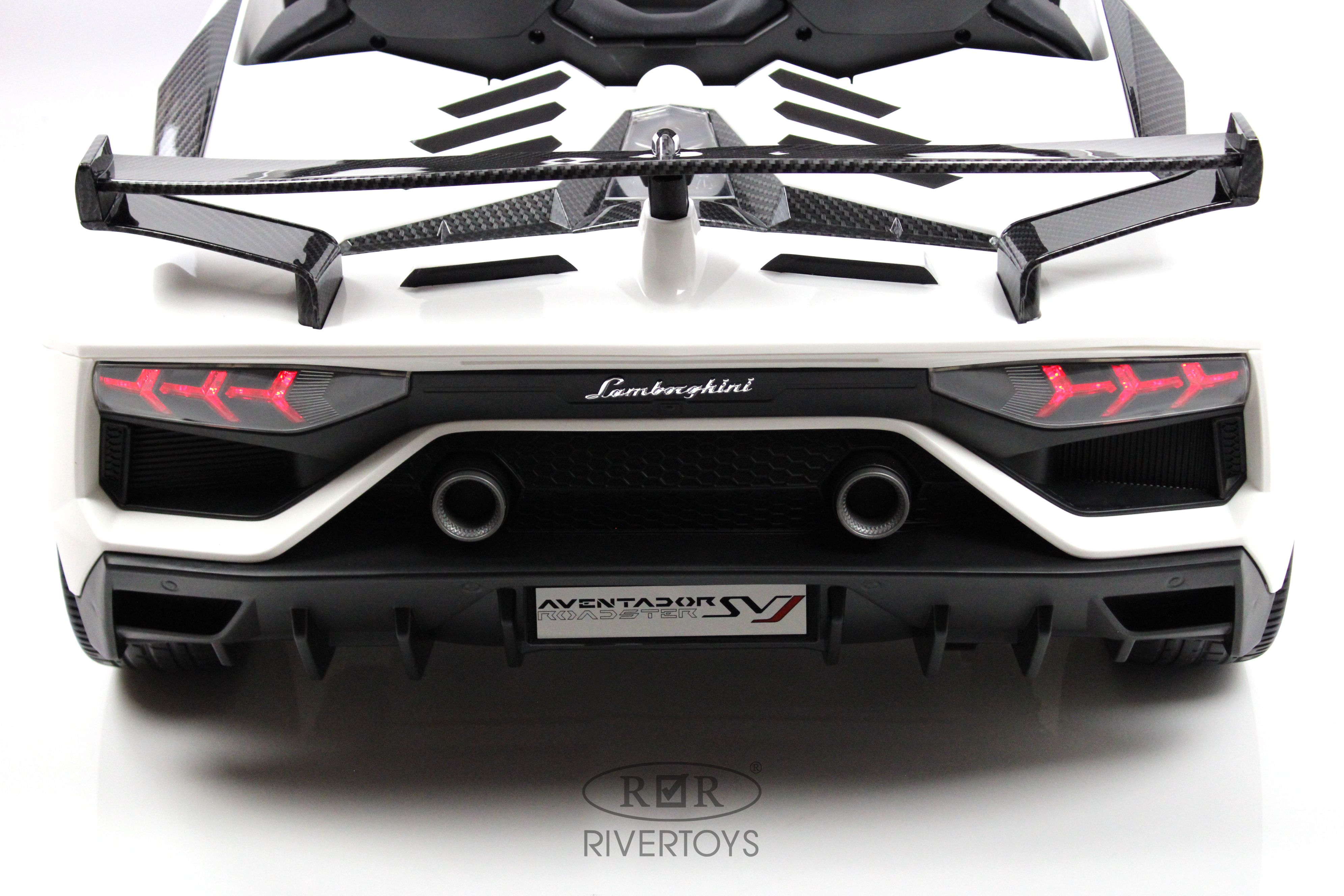 Электромобиль RIVERTOYS A111MP-WHITE С пультом ДУ - фото 8