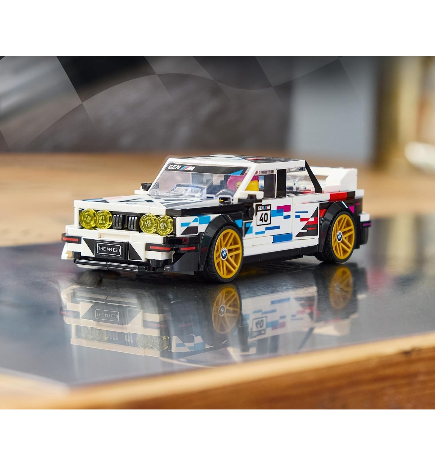 Конструктор LEGO Speed Champions BMW M3 E30 358 дет. - фото 4