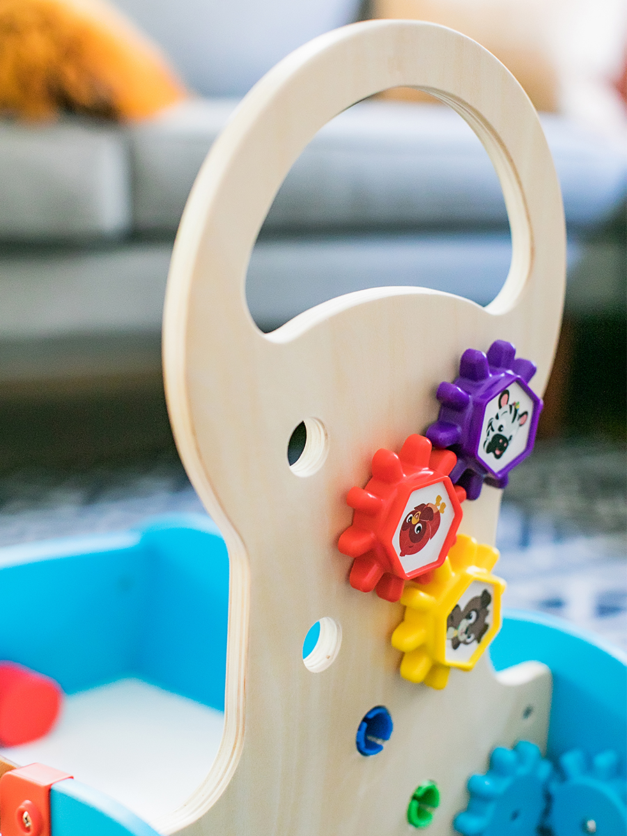 Каталка Hape с ручкой - фото 9