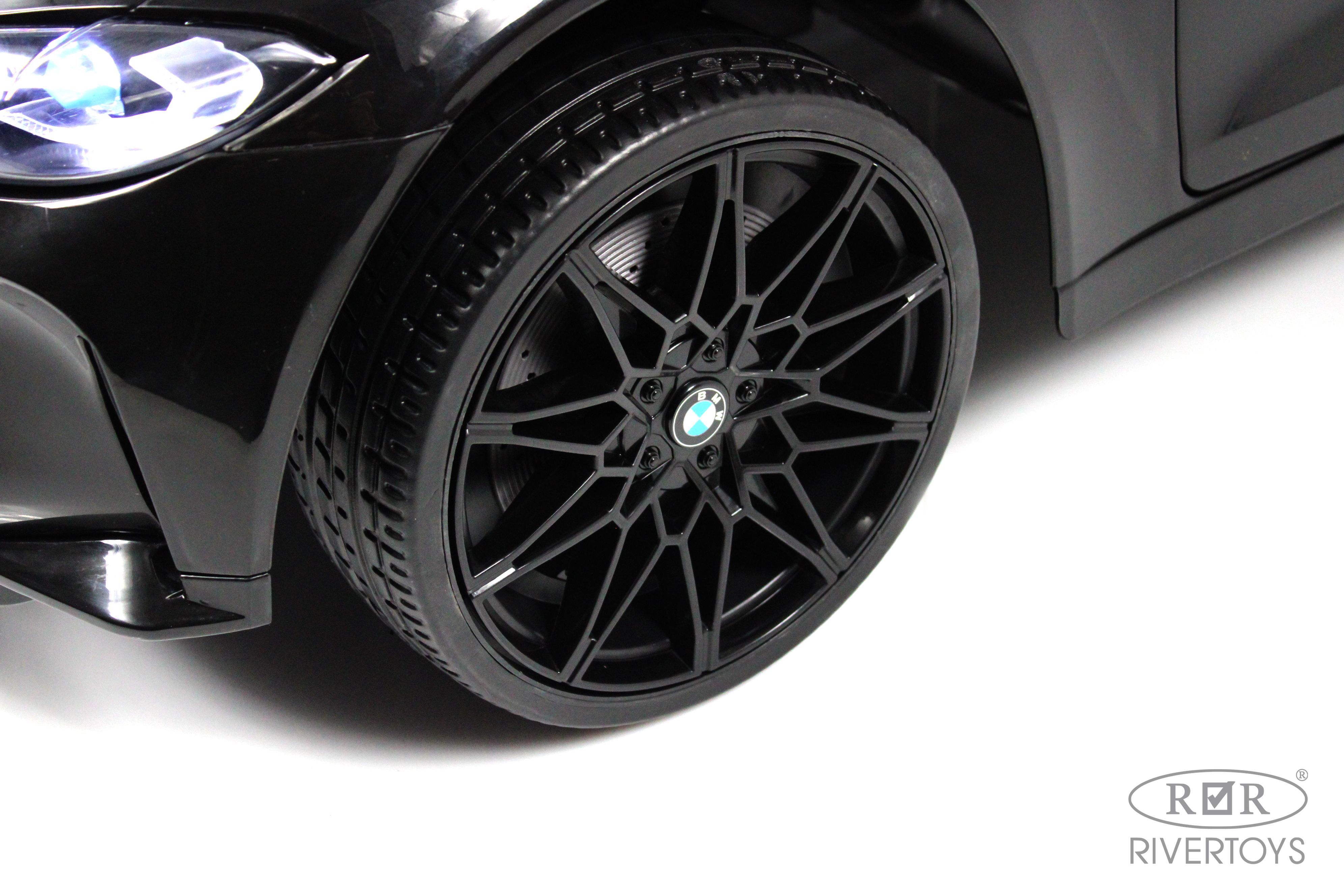 Электромобиль RIVERTOYS BMW A004AA-BMW-BLACK С пультом ДУ - фото 9