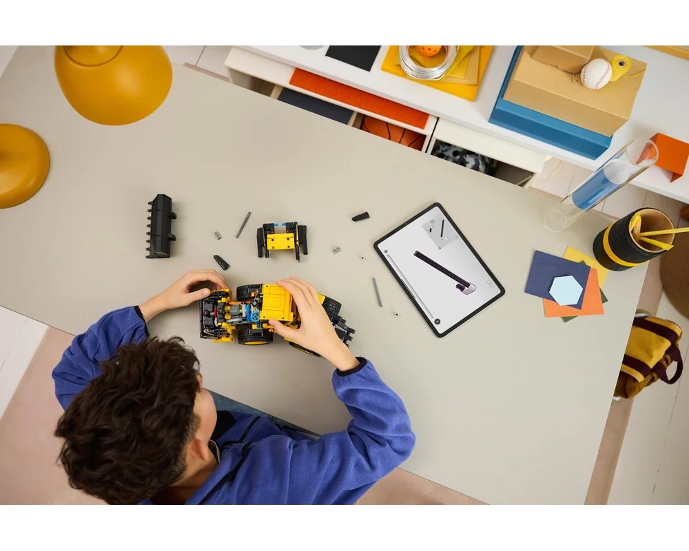 Конструктор LEGO Technic 42209 973 дет. - фото 11