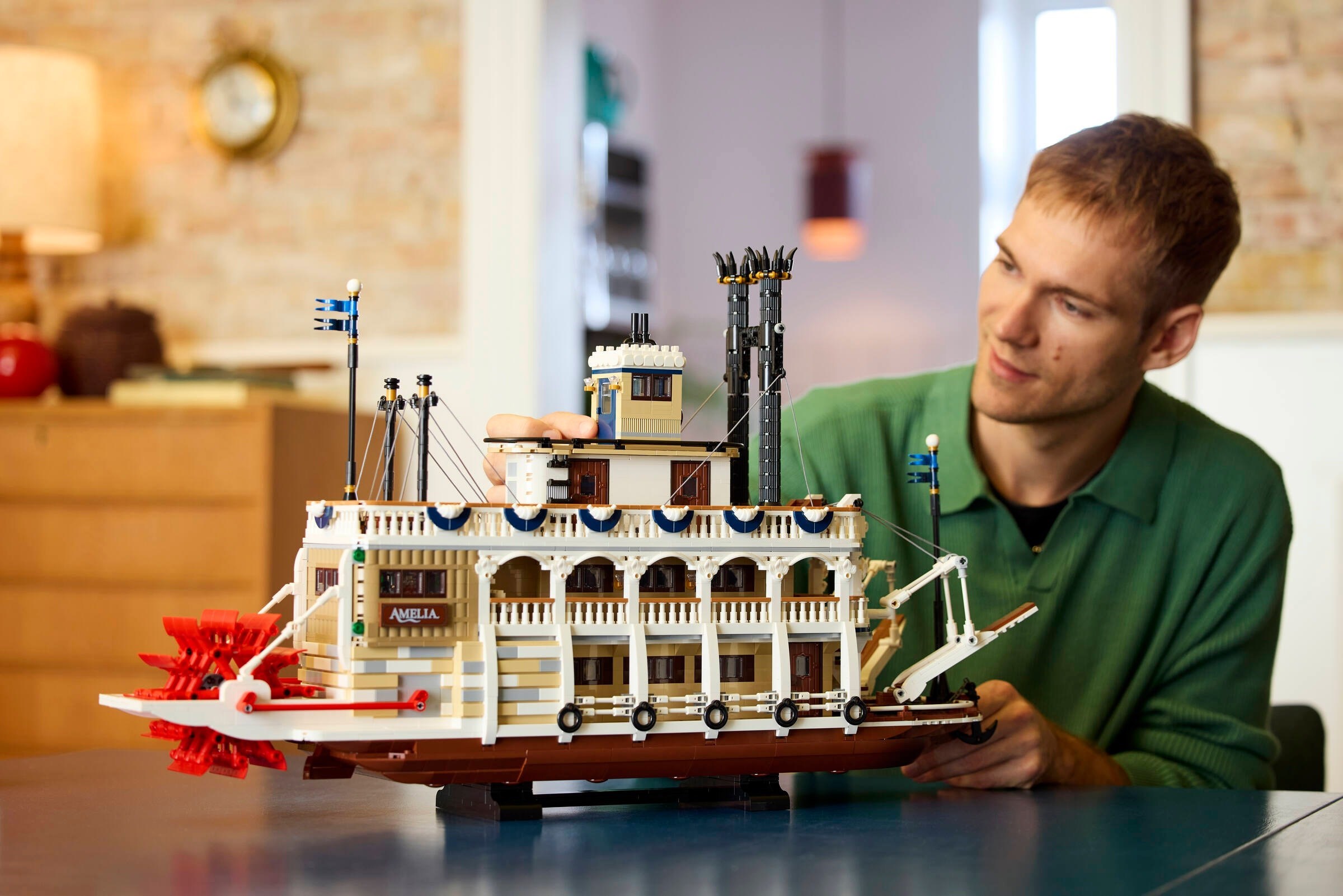 Конструктор LEGO Ideas 21356 4090 дет. - фото 7