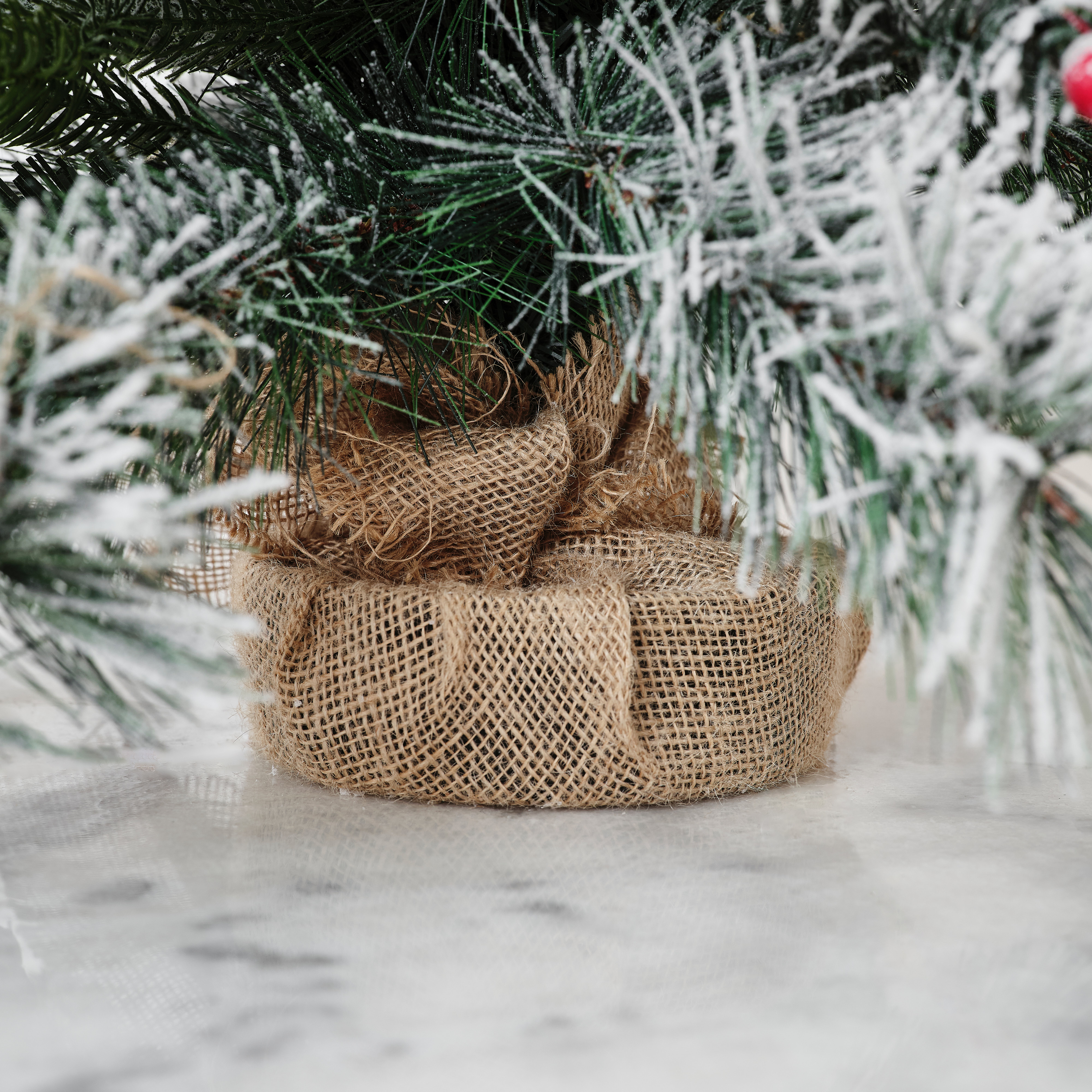 Елка искусственная BINOSHE настольная Ryabina заснеженная 90 см - фото 7