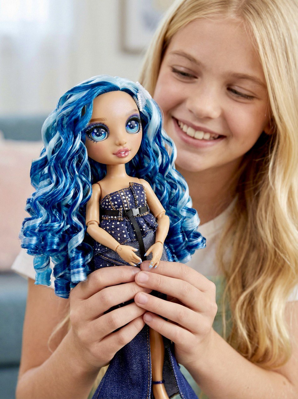 Кукла модельная Rainbow High Holiday Skyler Bradshaw высота 28 см 429937 Skyler Bradshaw - фото 1