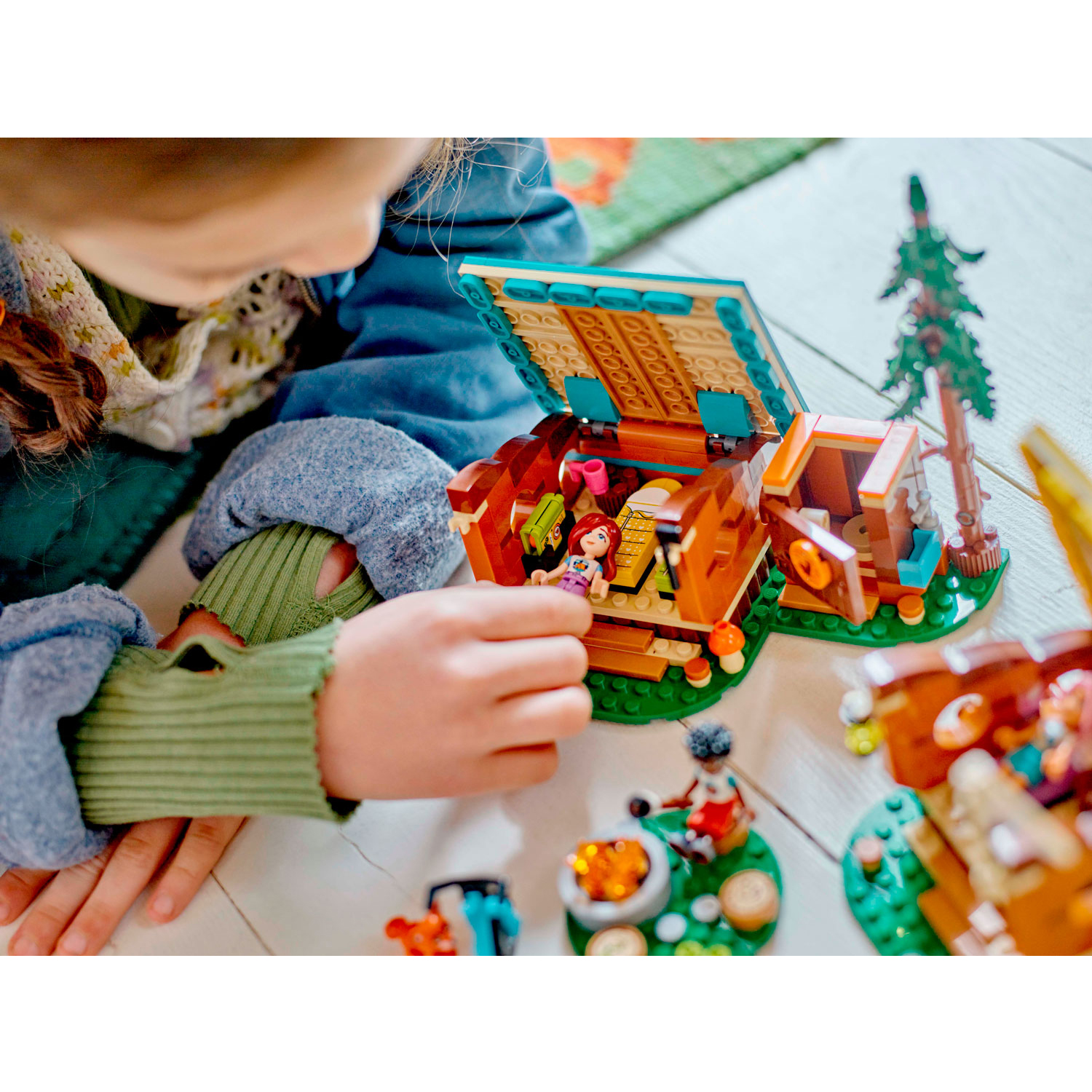 Конструктор LEGO Friends Домики в летнем лагере блочный - фото 14