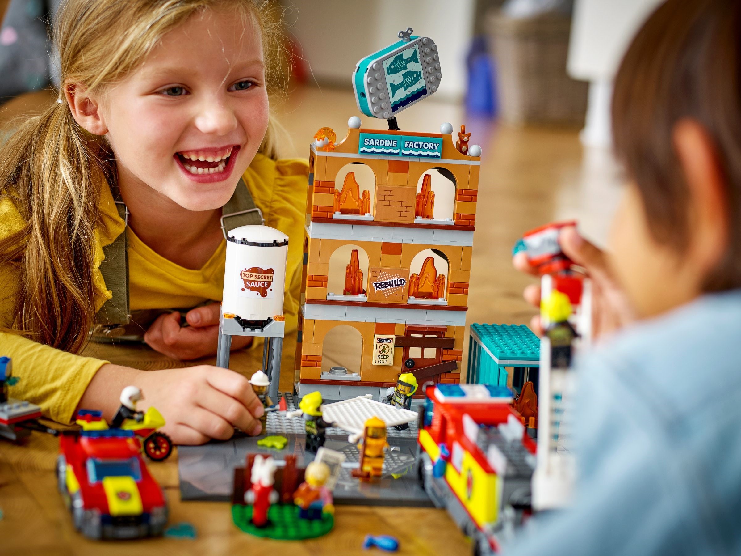 Конструктор LEGO City 60321 766 дет. - фото 5