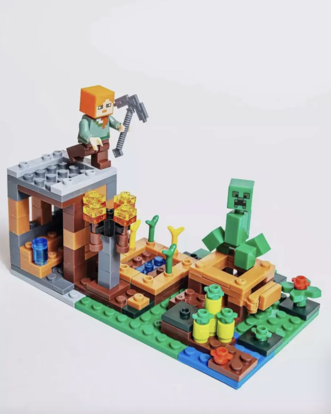 Конструктор TOY EMPIRE Minecraft 803 дет. - фото 15