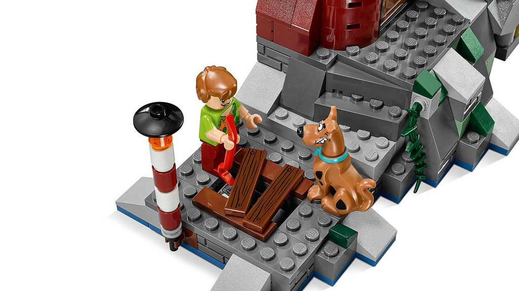 Конструктор LEGO Icons 75903 437 дет. - фото 5