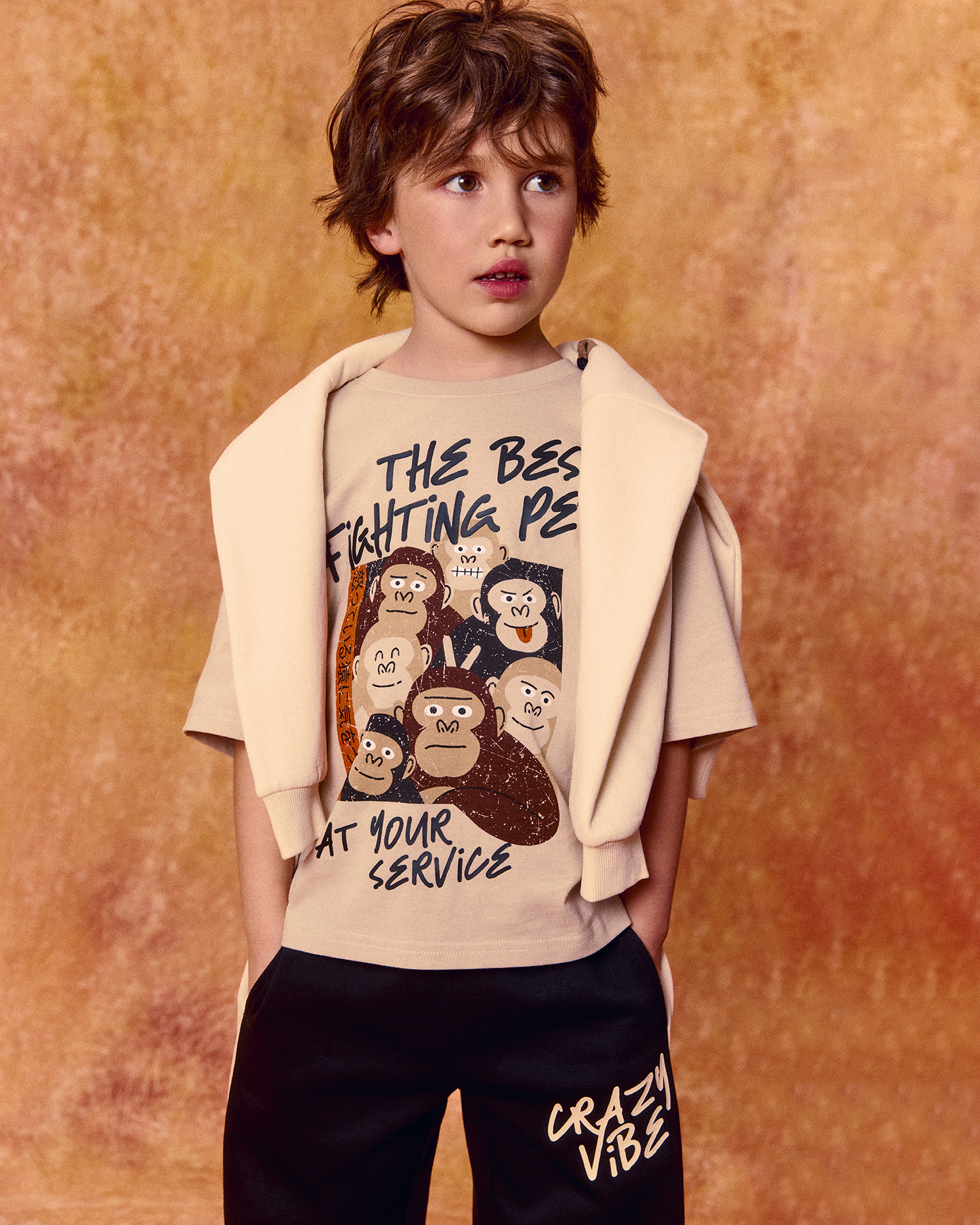 Изображение товара Бежевая детская футболка Futurino Fashion 104 с цветным принтом