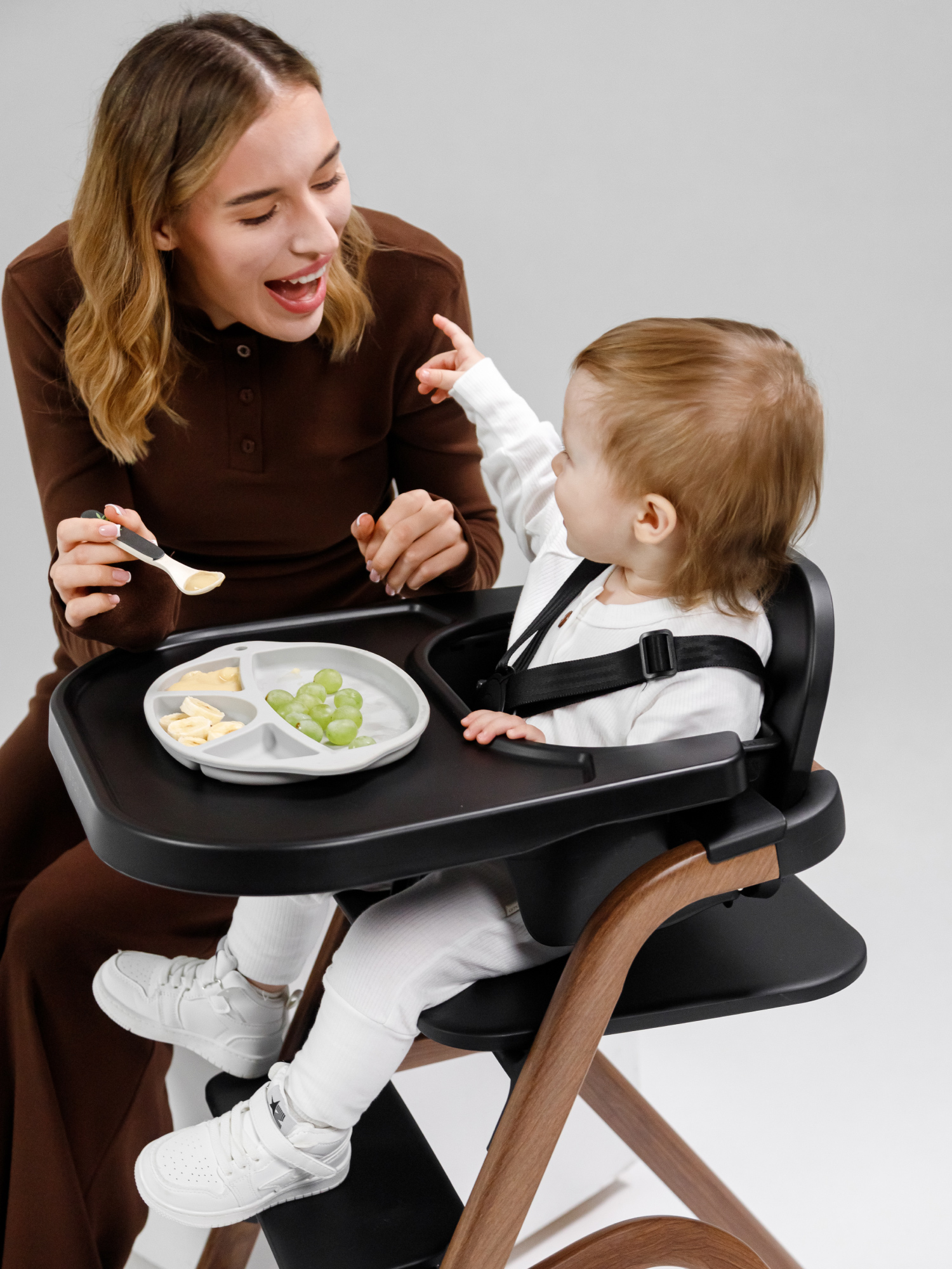 Стульчик для кормления Amarobaby Winnie бежевый - фото 25