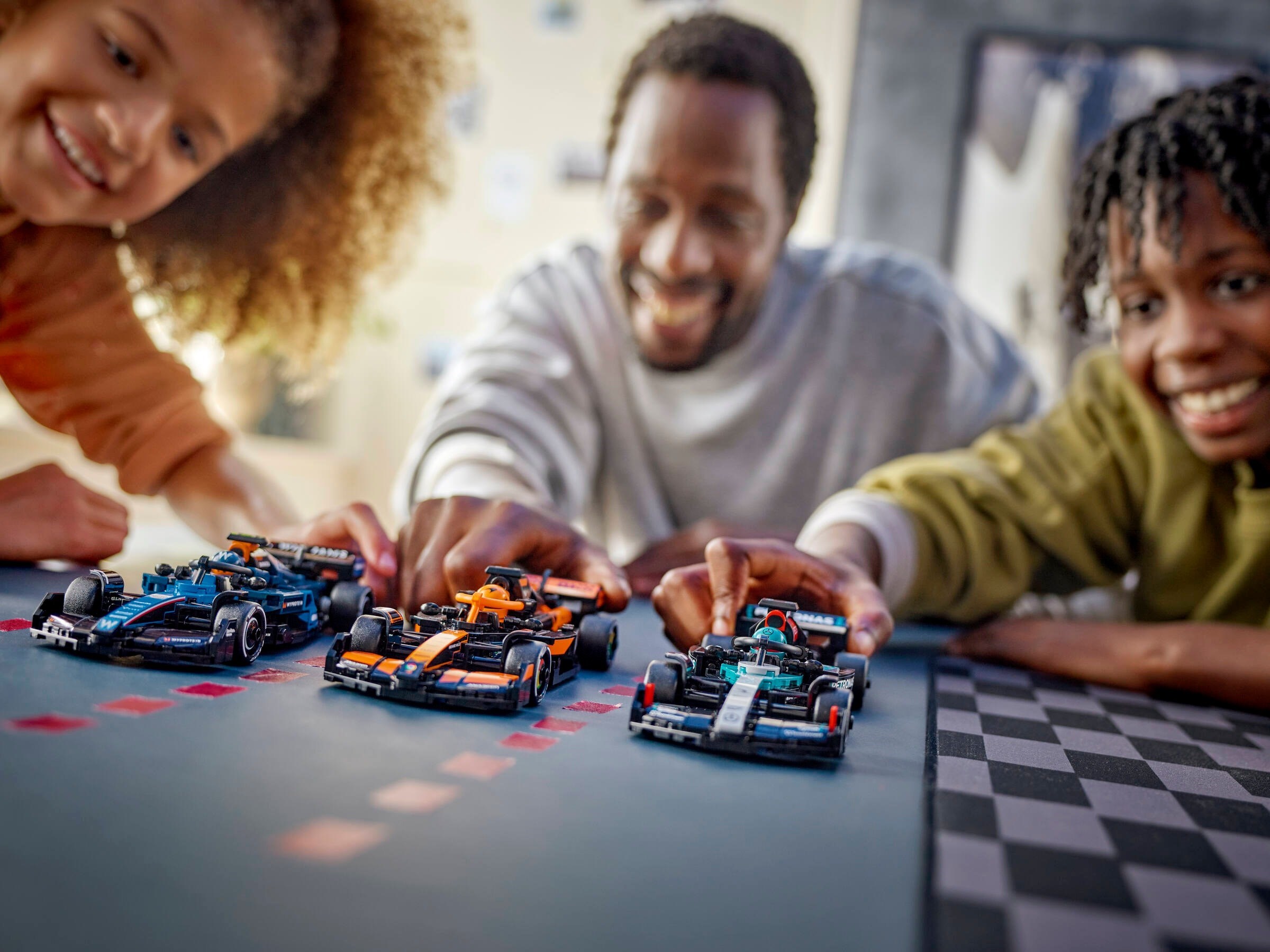 Конструктор LEGO Speed Champions 77251 269 дет. - фото 3