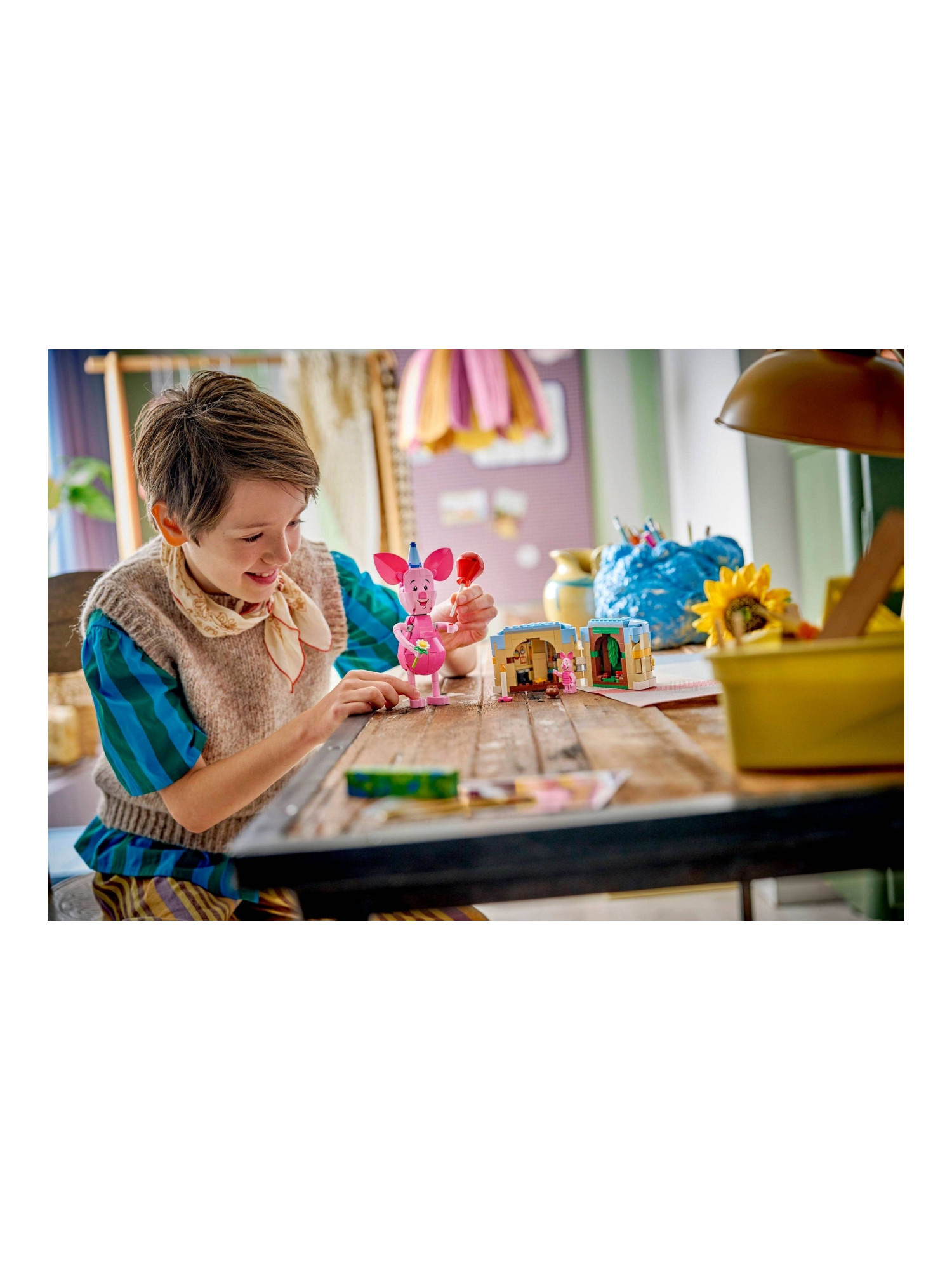 Конструктор LEGO Disney День рождения Пятачка 544 дет. - фото 7