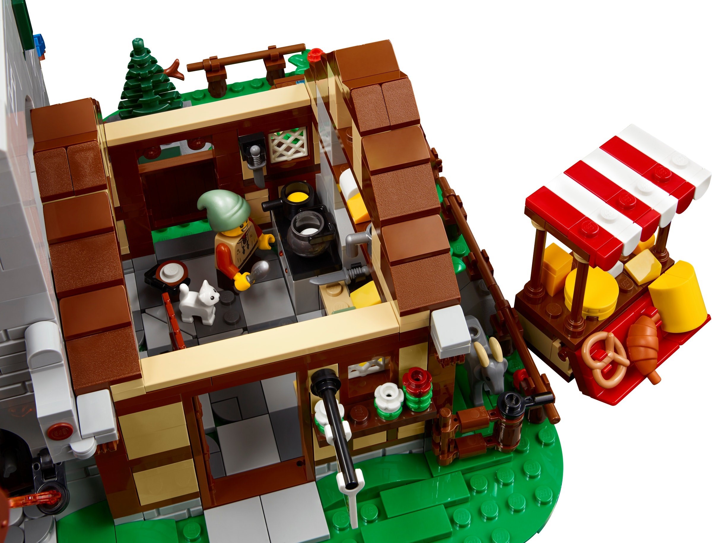 Конструктор LEGO Icons 10332 3304 дет. - фото 9