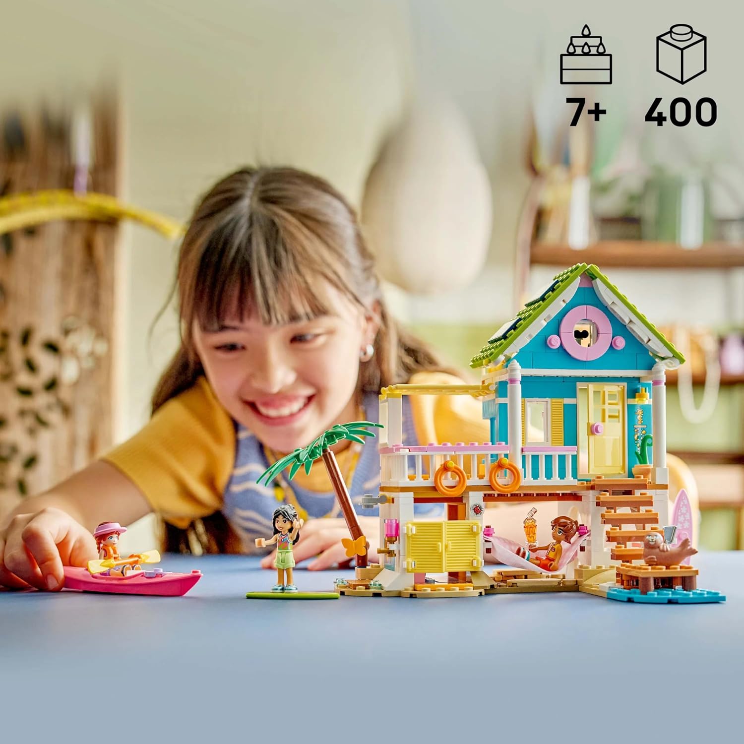 Конструктор LEGO Friends Пляжный домик с тюленями 400 дет. - фото 8