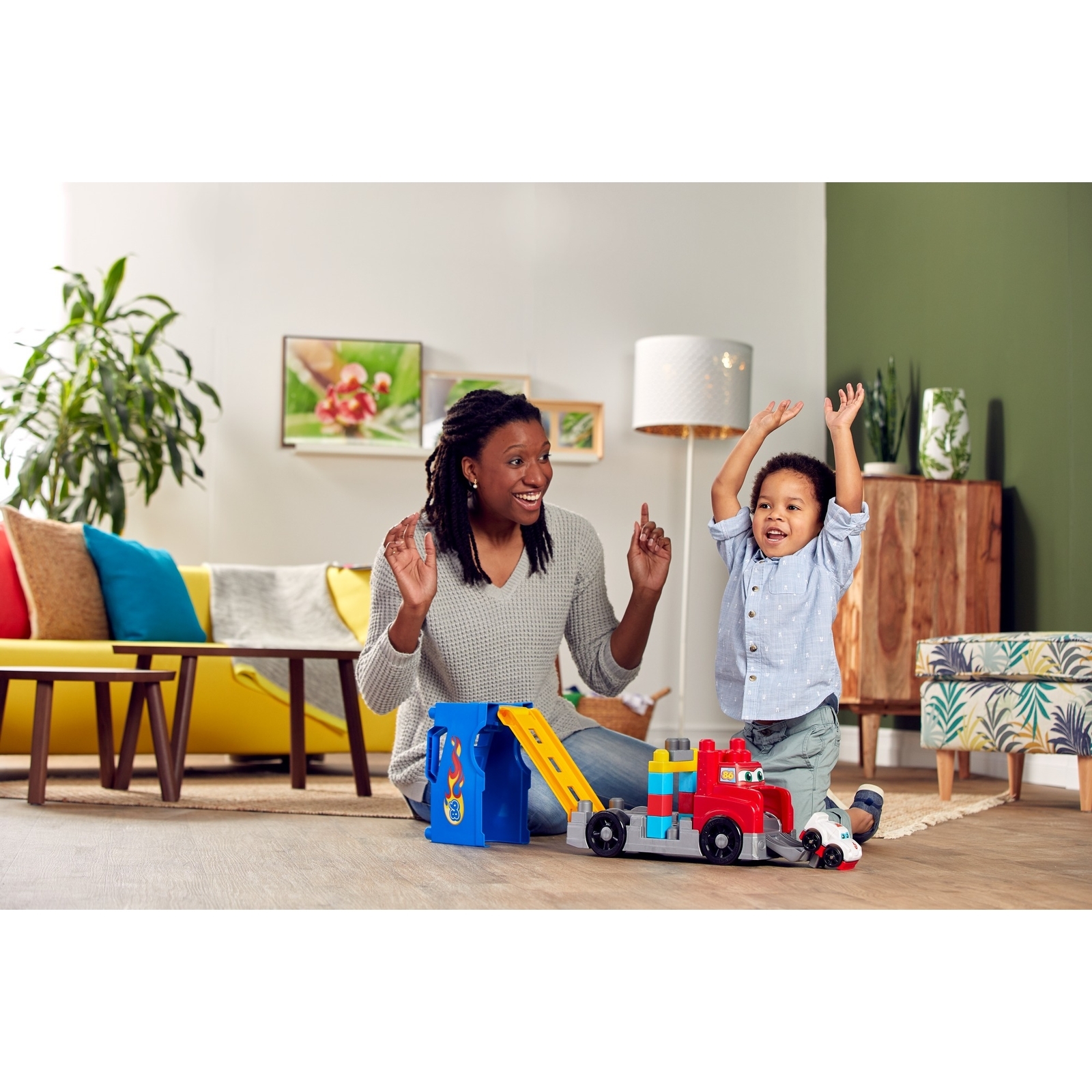 Конструктор Mega Bloks Большая машинка для гонок 12 дет. - фото 18