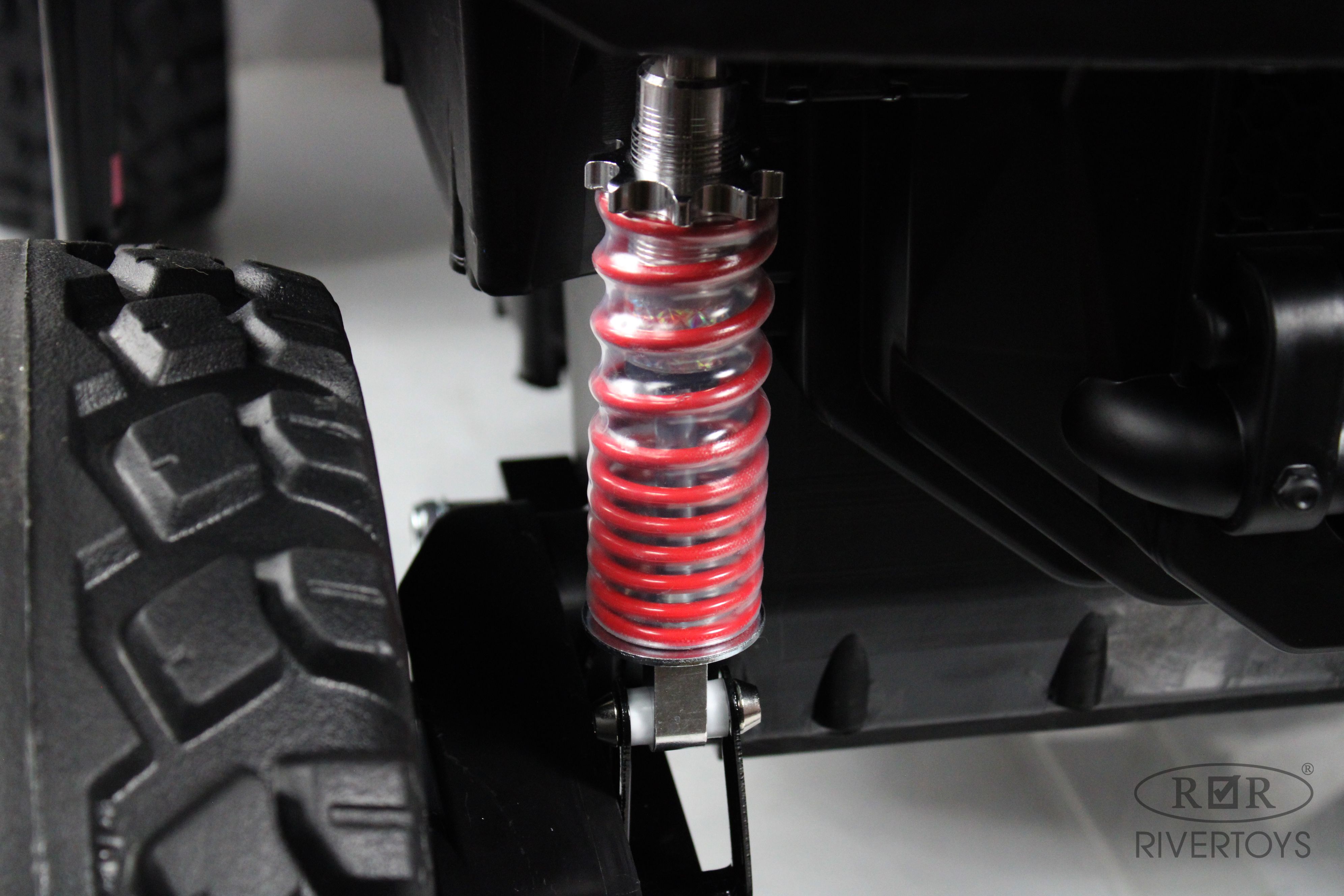 Электромобиль RIVERTOYS A707AA-LUX-NEW-RED-SPIDER С пультом ДУ - фото 21