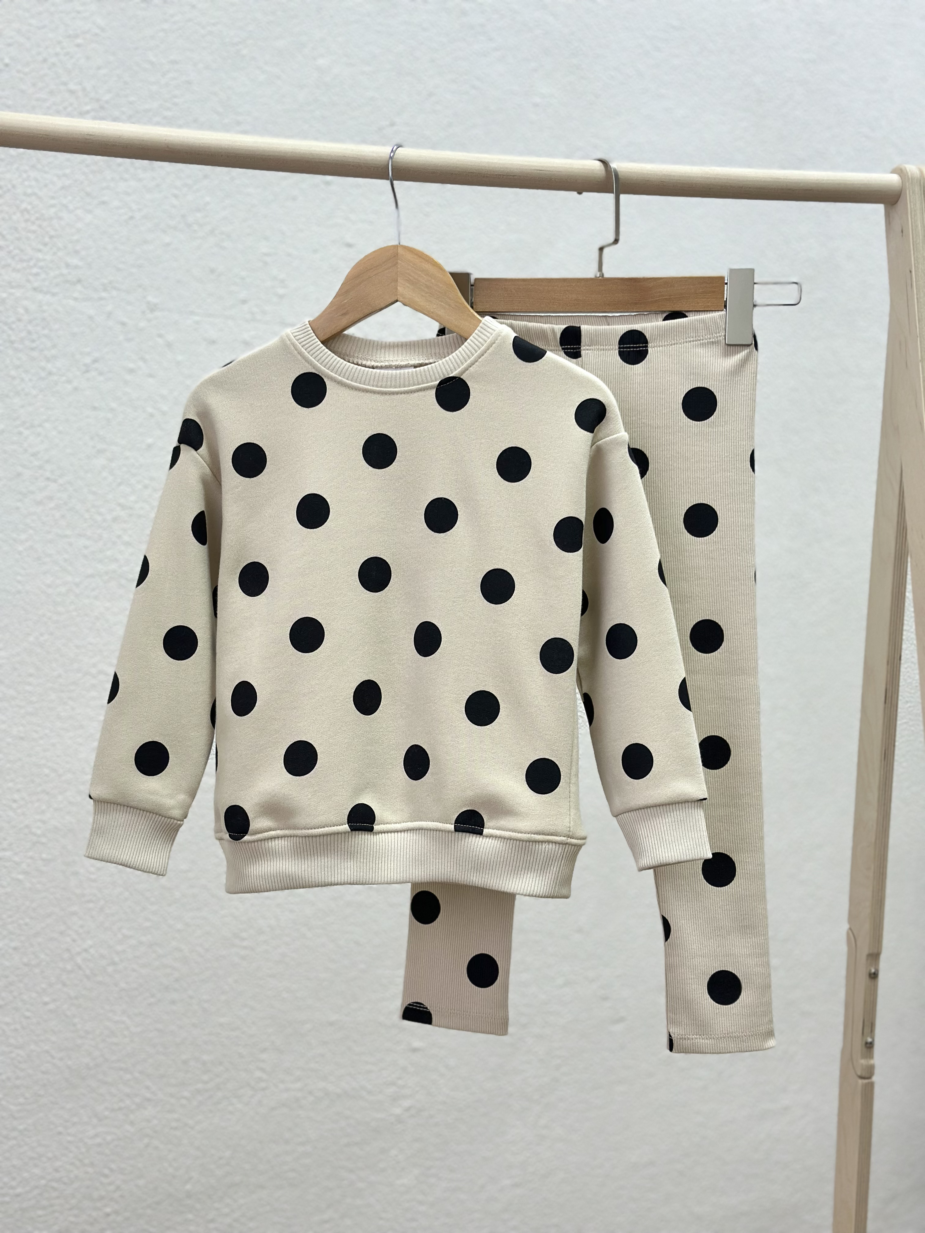 Костюм Zara горох новый - фото 1