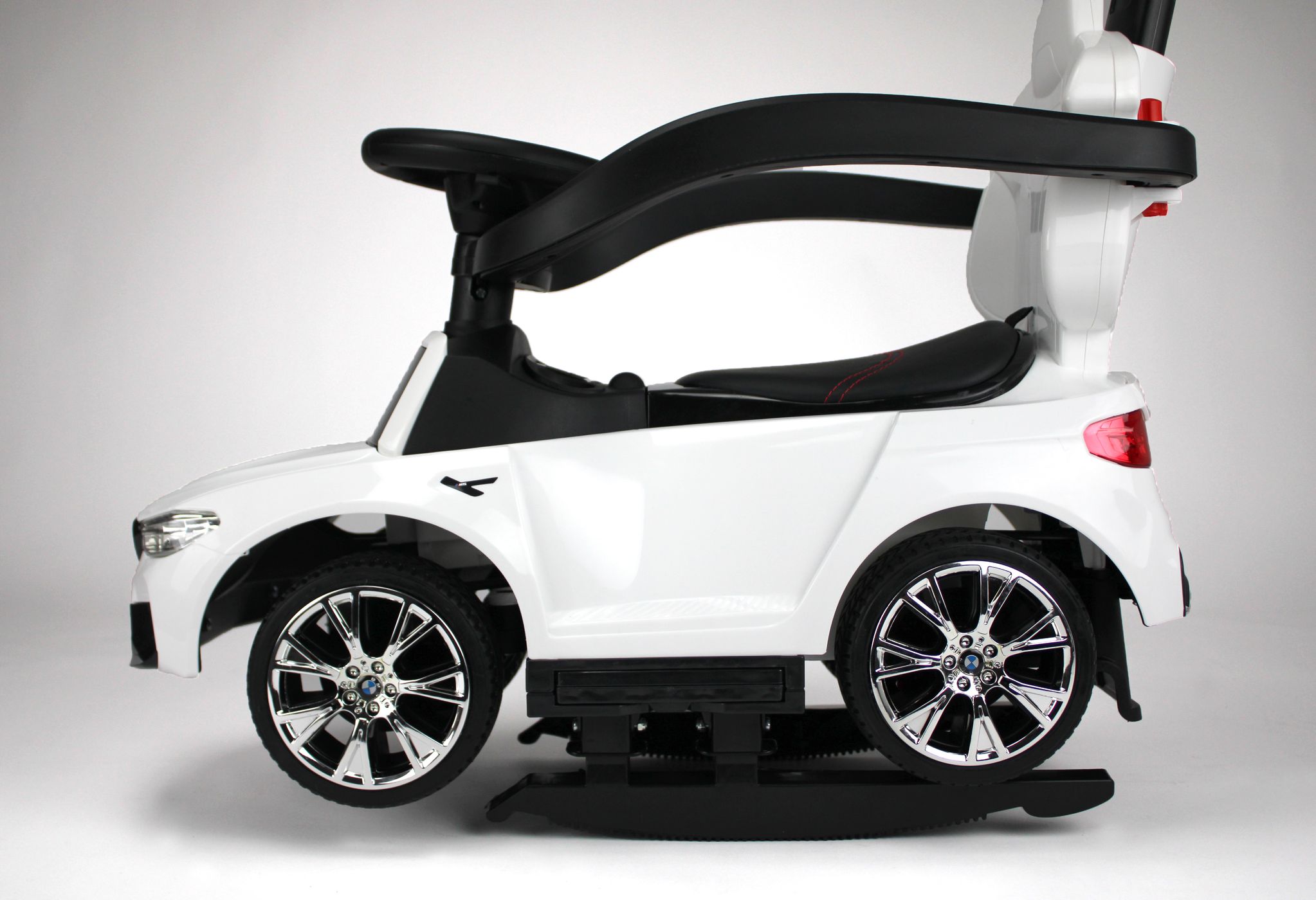 Электромобиль RIVERTOYS BMW A999MP-H-WHITE - фото 4