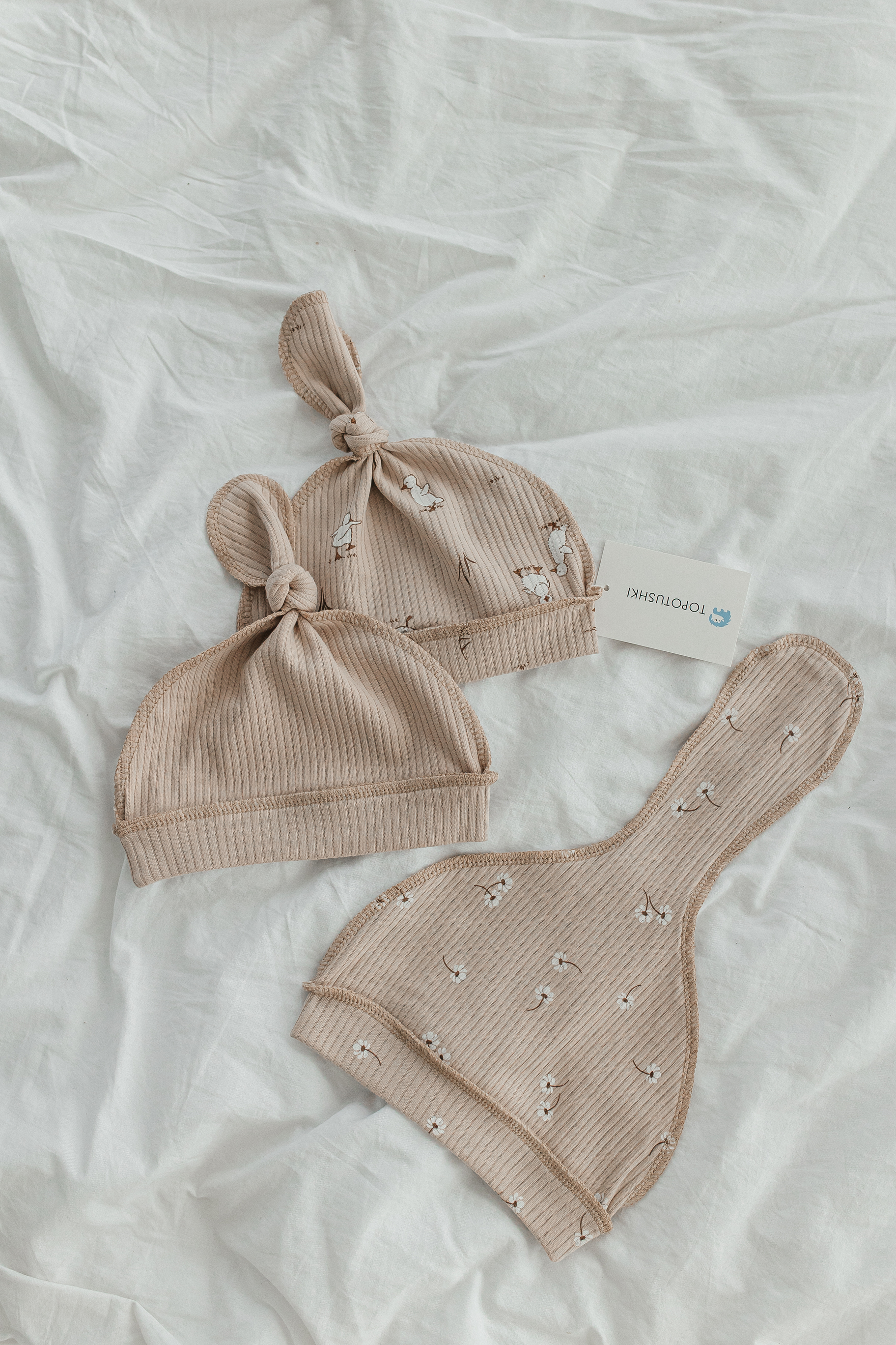 Шапочки 3 шт TOPOTUSHKI ТКР4075354ин - фото 5