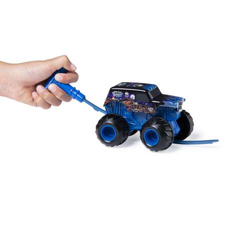 Автомобиль Monster Jam