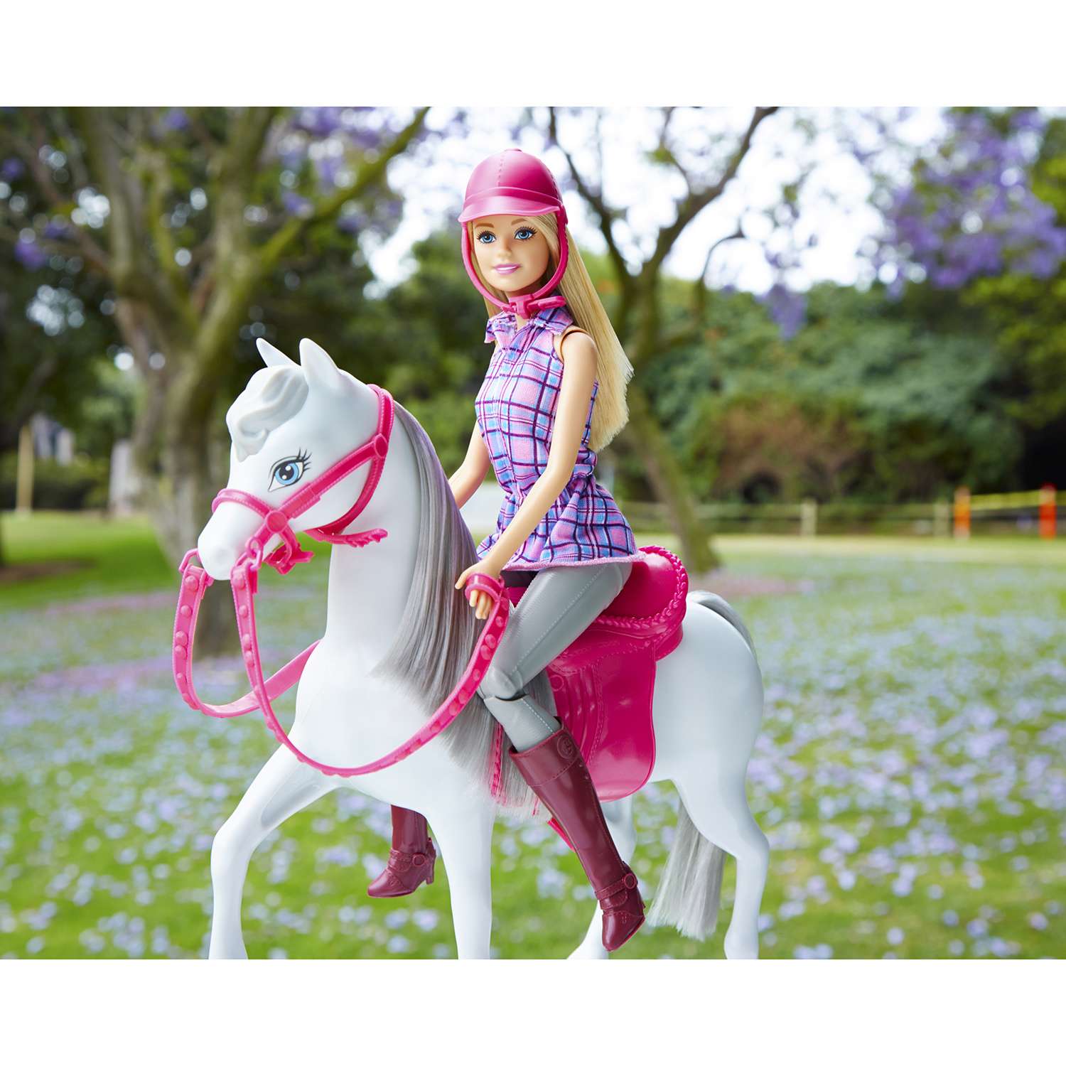 Кукла модельная Barbie DHB68 - фото 9
