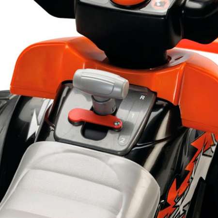 Квадроцикл Peg-Perego