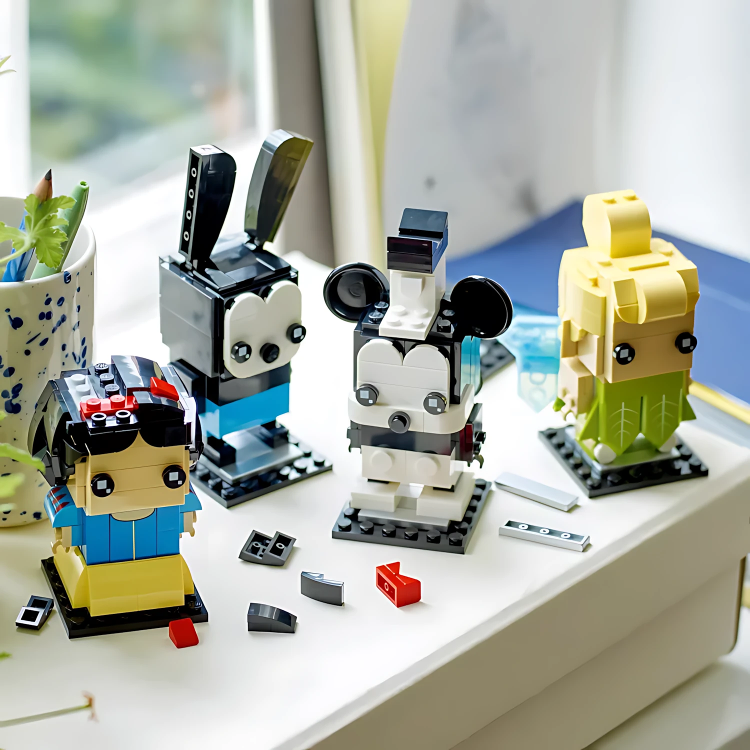 Конструктор LEGO BrickHeadz 40622 501 дет. - фото 2