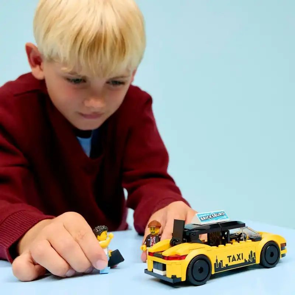 Конструктор LEGO City Желтое такси 122 дет. - фото 4