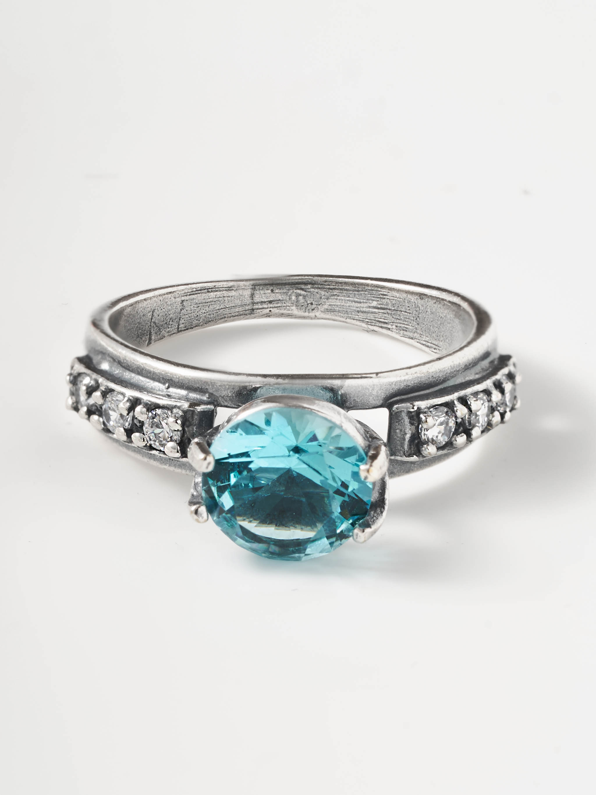 Кольцо Shine and Beauty 80165-309-к-голубойтопаз - фото 1