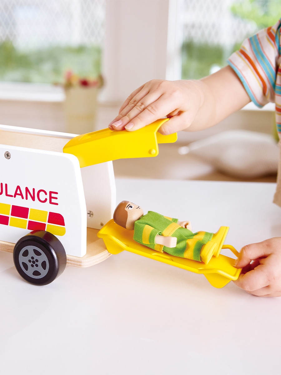 Скорая помощь Hape E3091_HP - фото 4