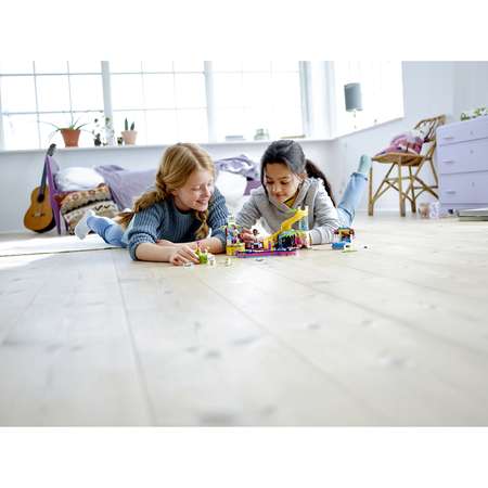 Конструктор LEGO Friends Вечеринка Андреа у бассейна блочный