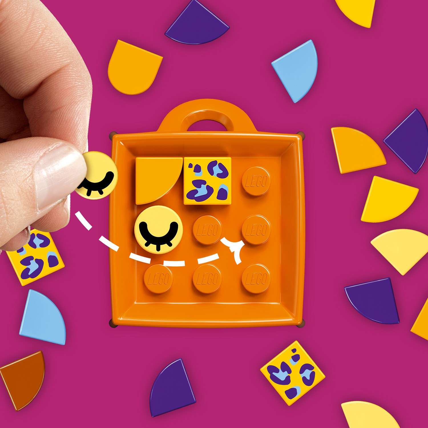 Конструктор LEGO DOTS Брелок Леопард блочный - фото 8