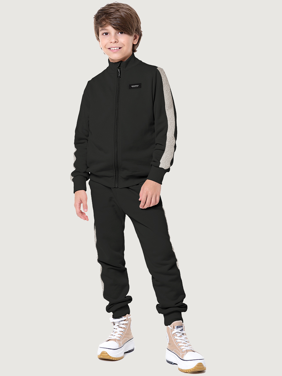Костюм NIKASTYLE 7т21525 черный/темно-серый меланж - фото 1