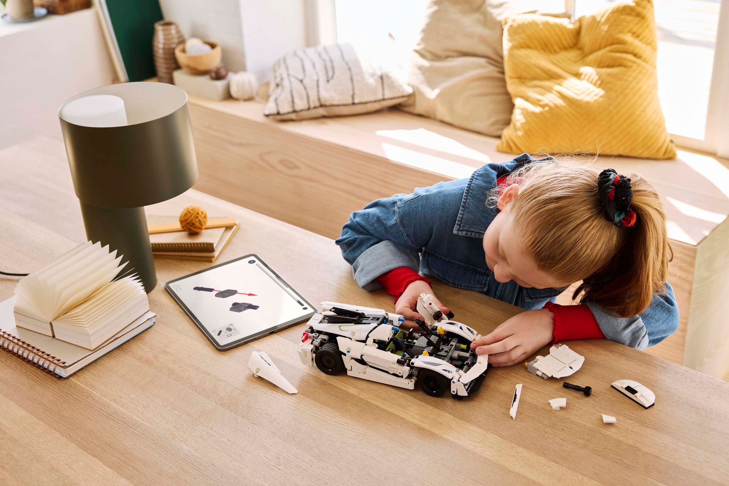 Конструктор LEGO Technic 42184 801 дет. - фото 3