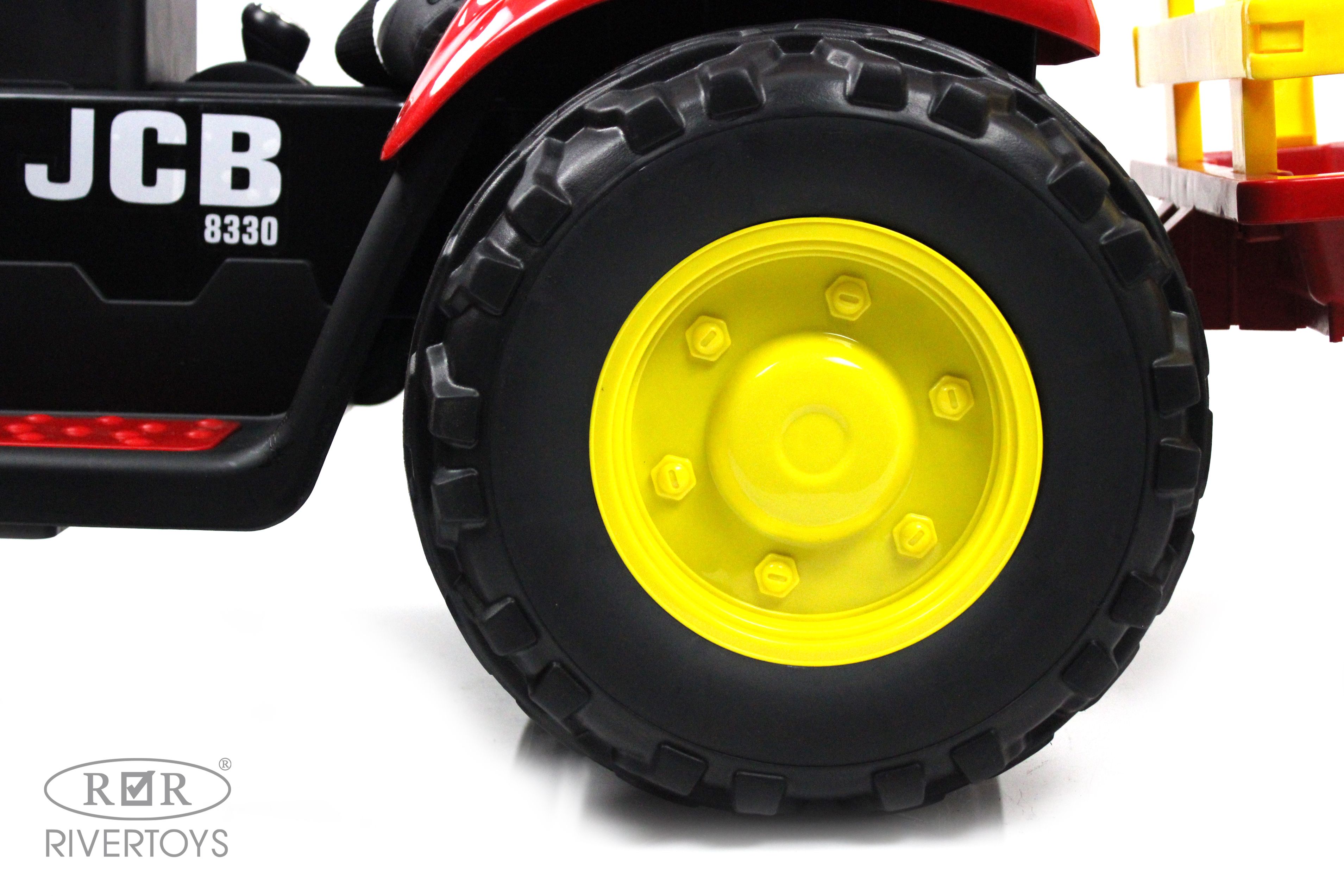 Электромобиль RIVERTOYS O555OO-RED С пультом ДУ - фото 11