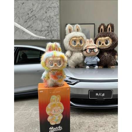 Мягкая игрушка POP MART Labubu 37 см