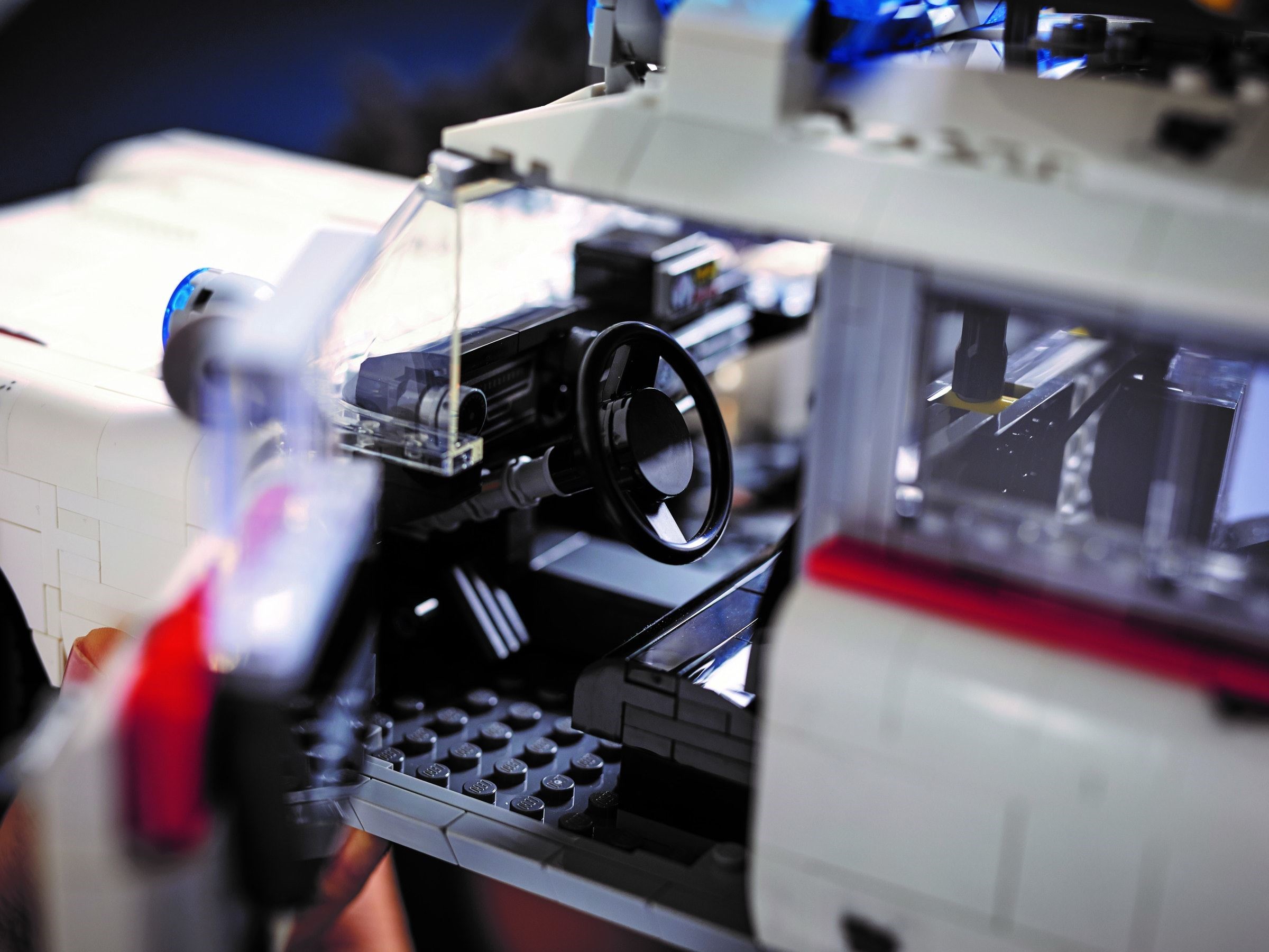 Конструктор LEGO Creator 10274 2352 дет. - фото 8