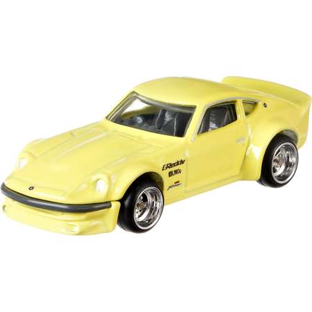 Автомобиль Hot Wheels Nissan 1:64