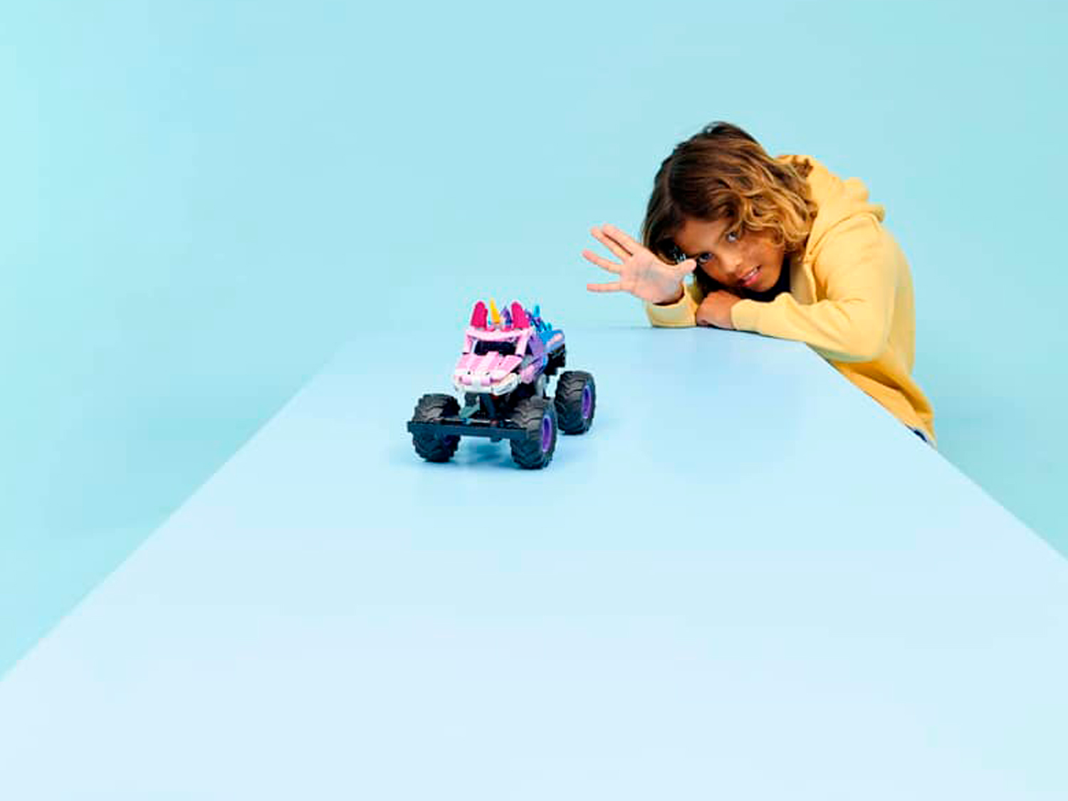 Конструктор LEGO Technic Monster Jam 243 дет. - фото 11