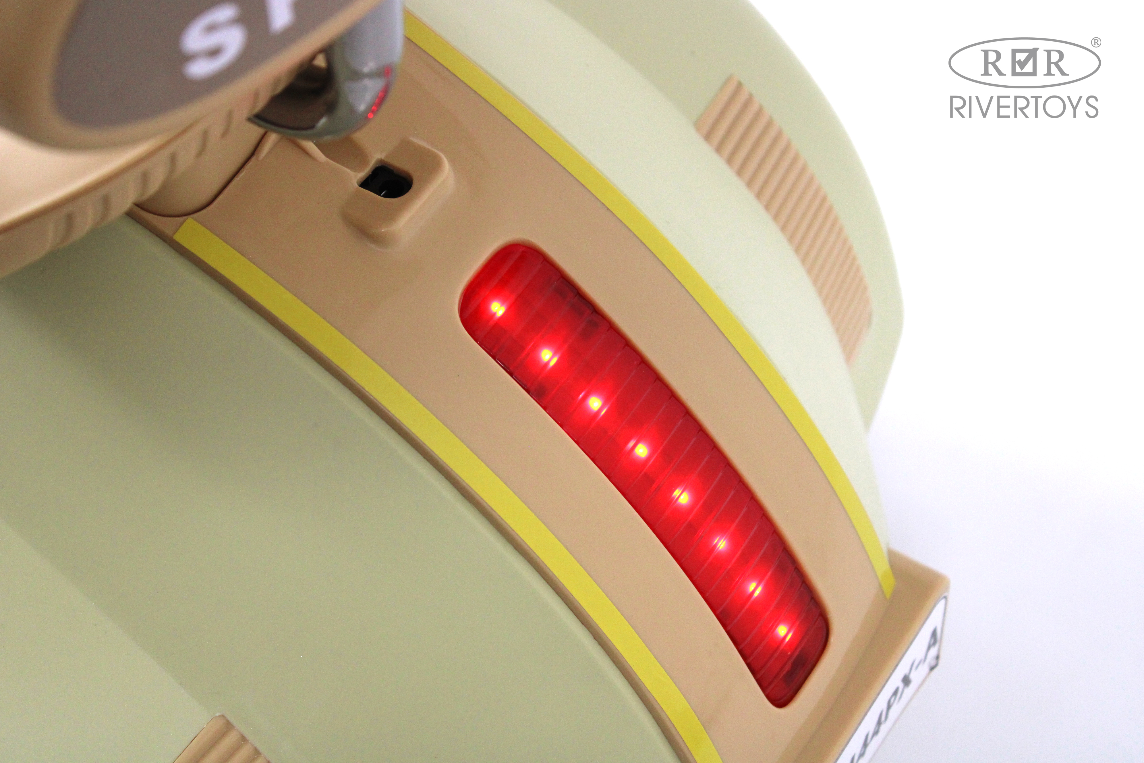 Электромобиль RIVERTOYS K444PX-GREEN - фото 13