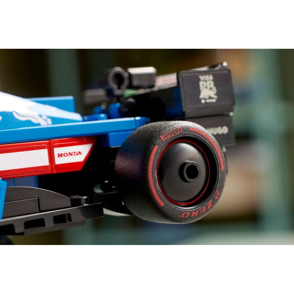 Конструктор LEGO Speed Champions Виза кэш апп РБ 248 дет. - фото 9