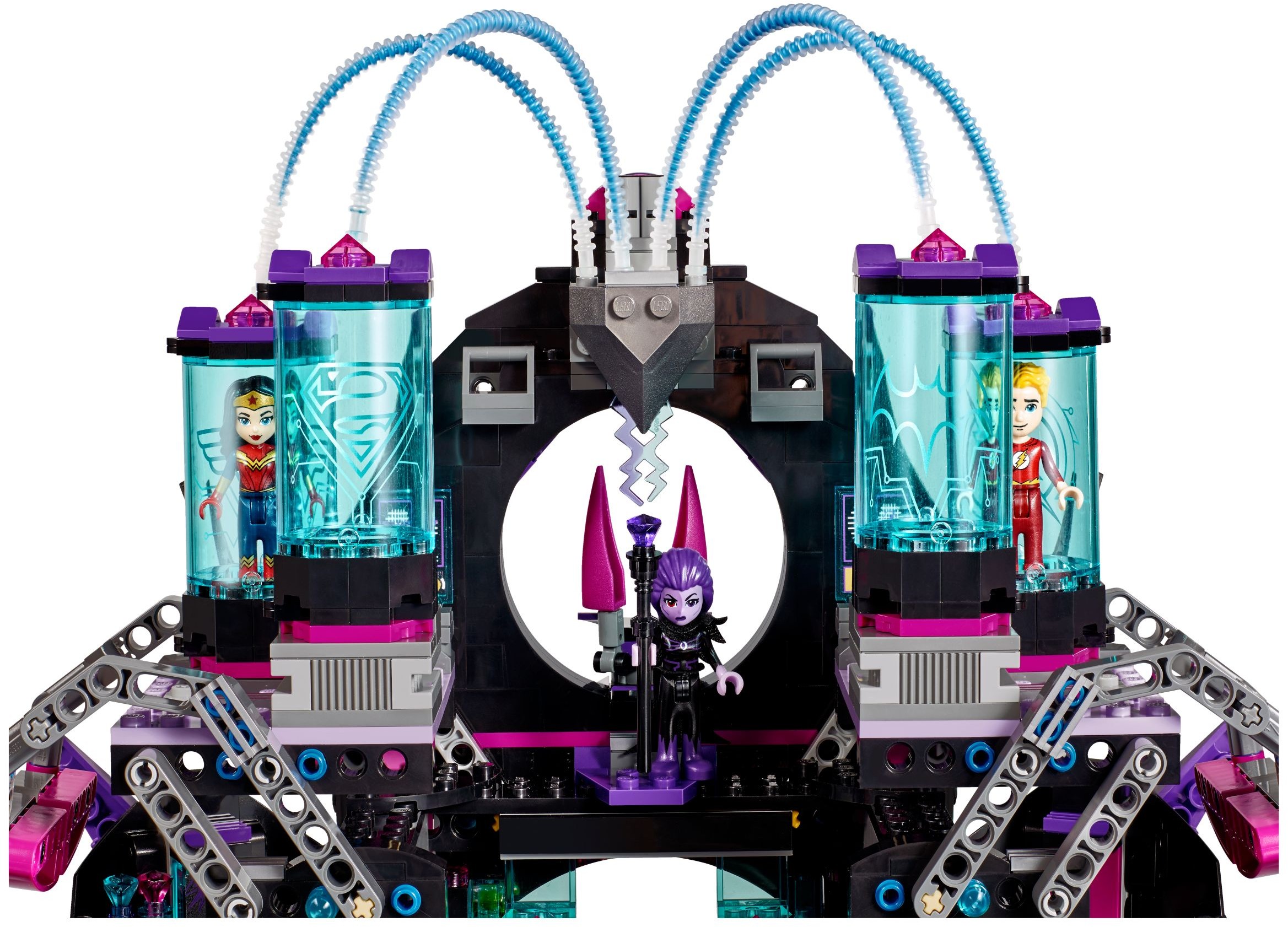 Конструктор LEGO DC Super Heroes Girls 41239 1078 дет. - фото 5