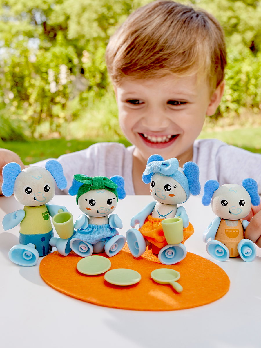 Фигурка Hape Семья слонов - фото 1