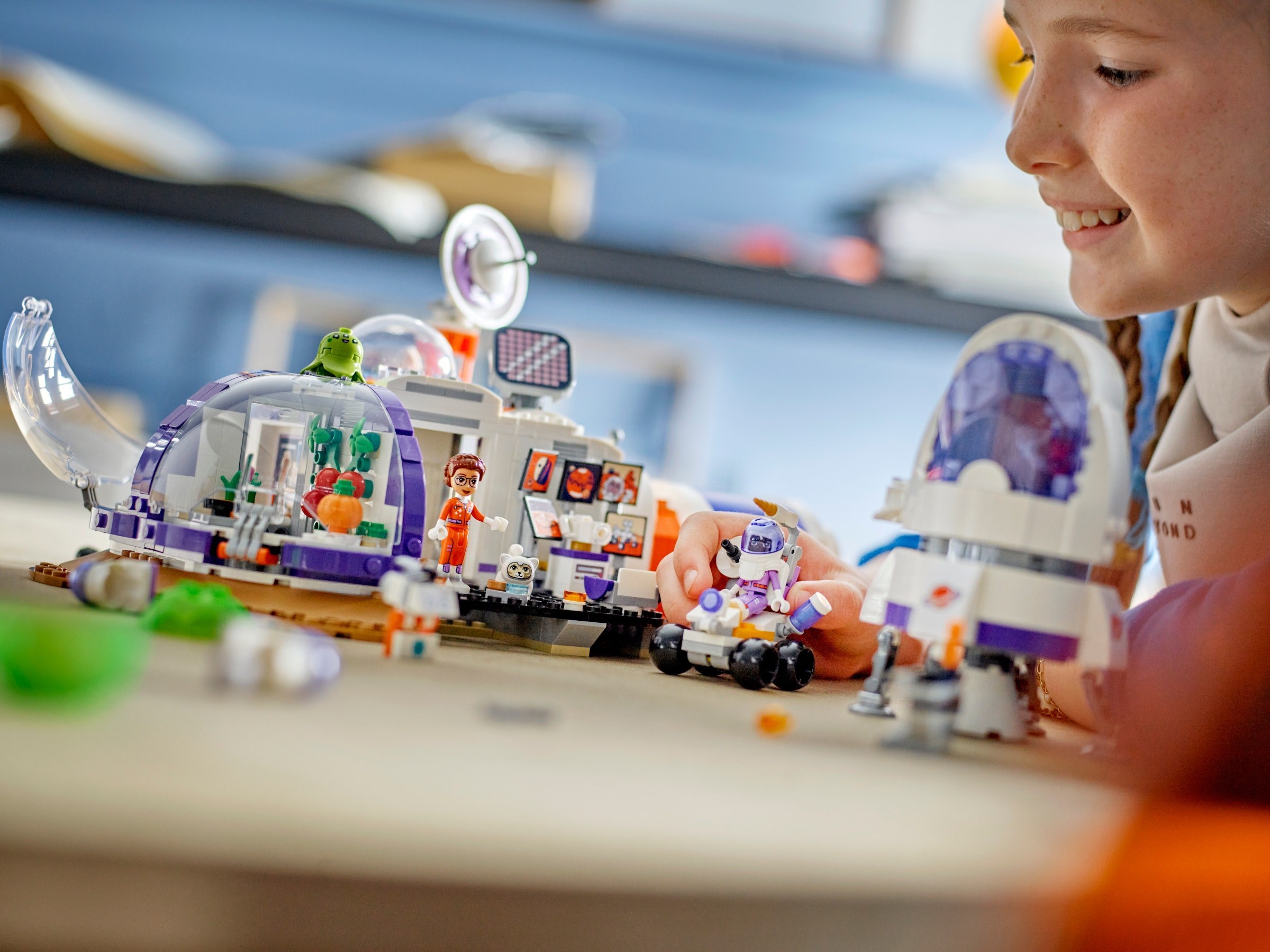 Конструктор LEGO Friends 42605 981 дет. - фото 7